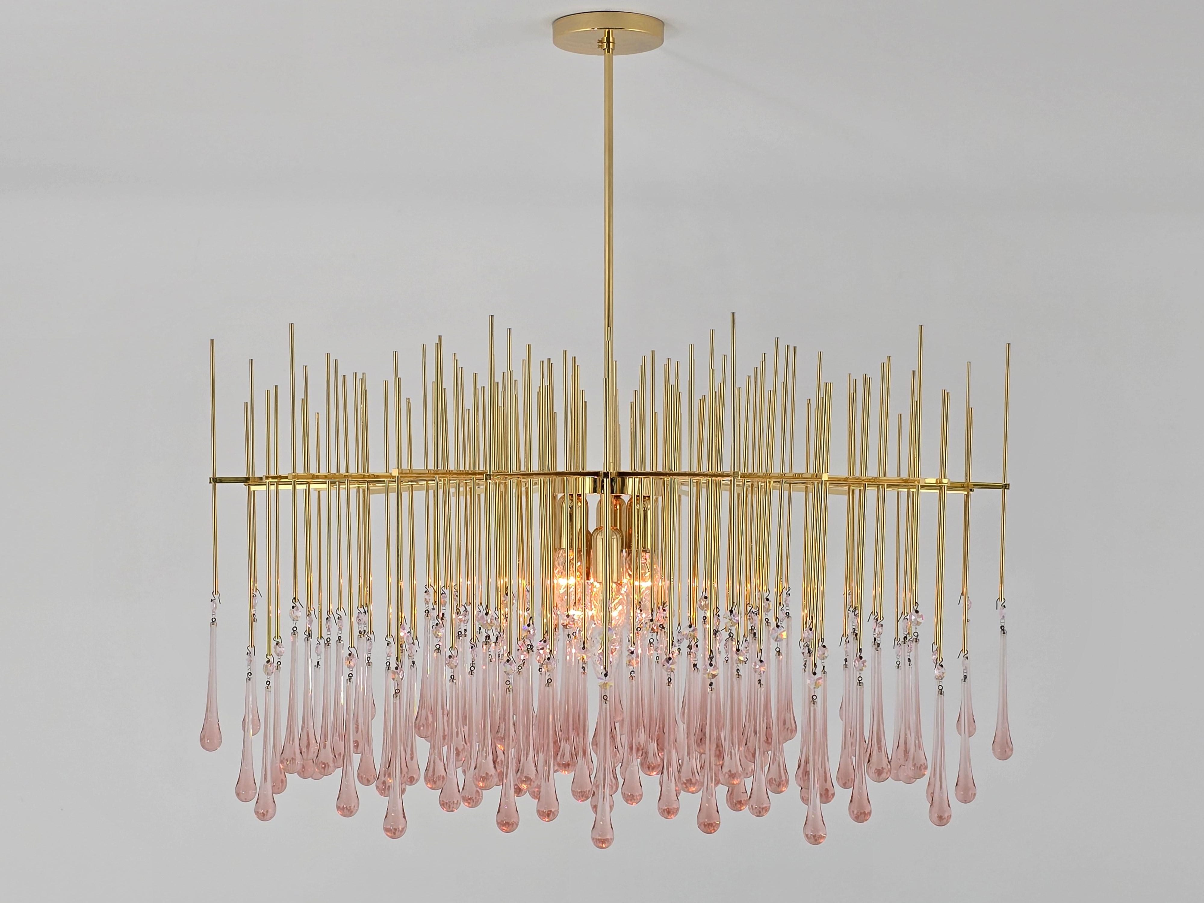 Sciolari Gold Plated Brass Chandelier with 144 glass teardrop 1
