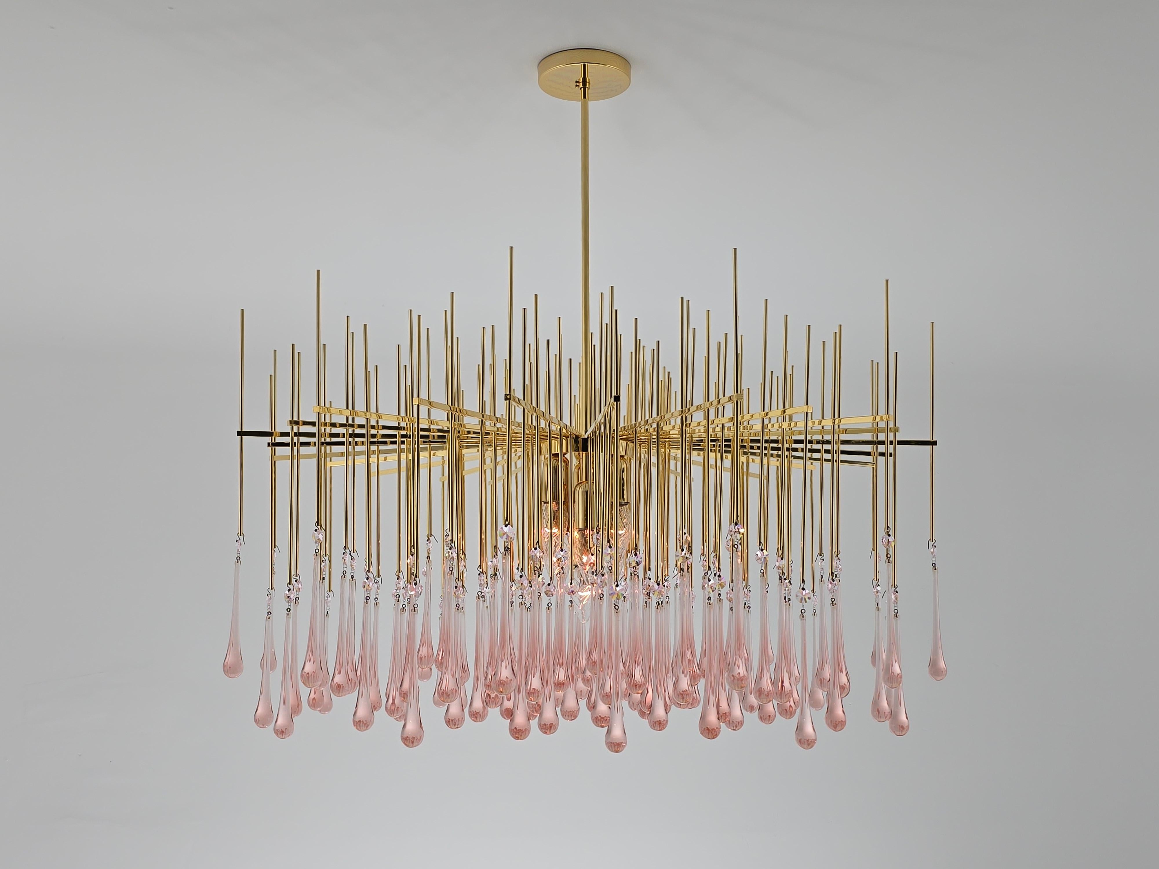Sciolari Gold Plated Brass Chandelier with 144 glass teardrop 2