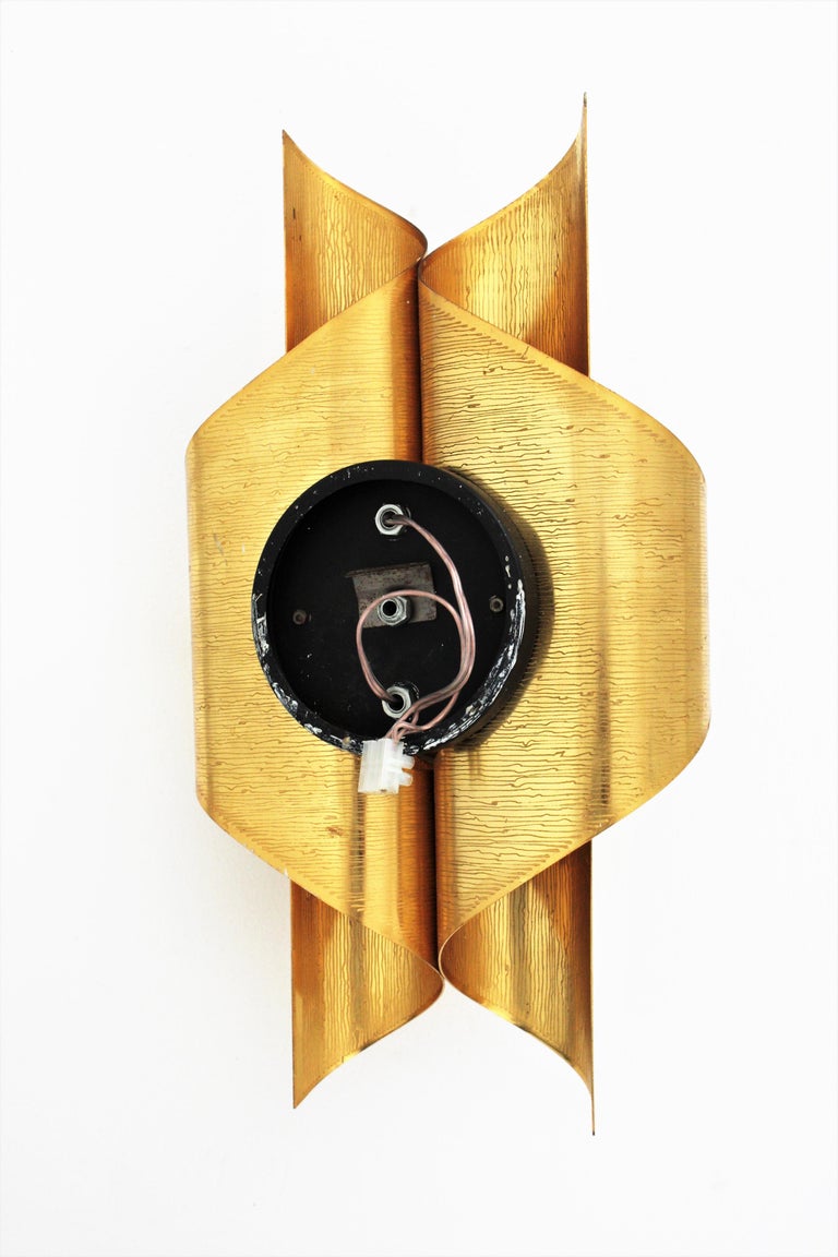 Sciolari Style Wall Sconce in Brass and Glass  For Sale 7