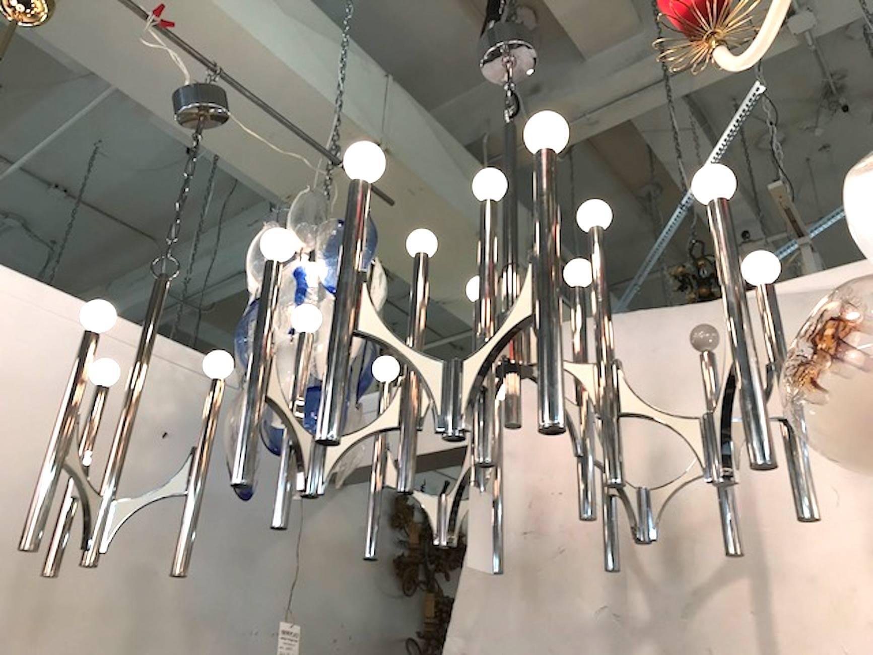 Sciolari Large Fifteen-Light Chrome and White Panel Italian Chandeliers 5