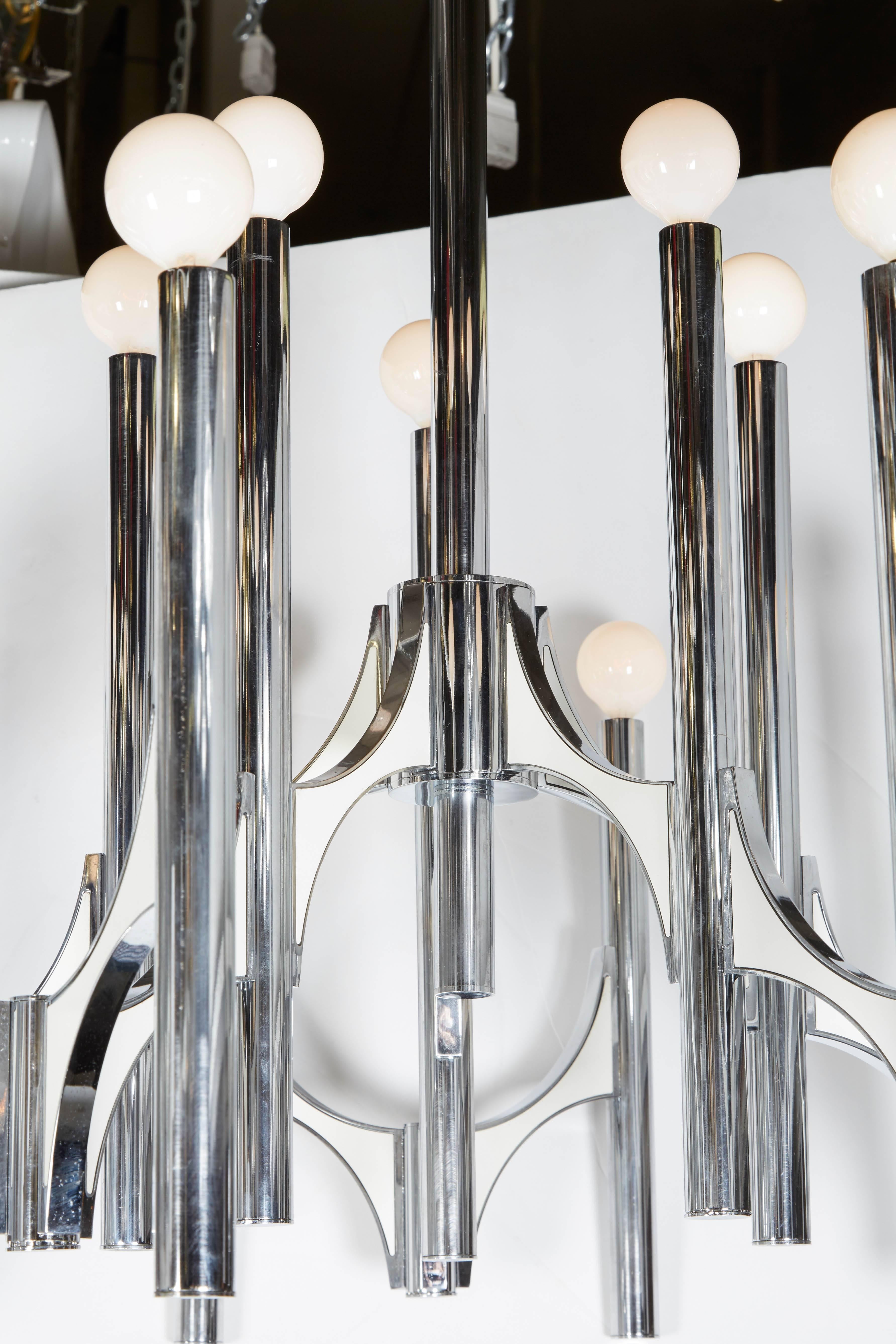 Late 20th Century Sciolari Large Fifteen-Light Chrome and White Panel Italian Chandeliers