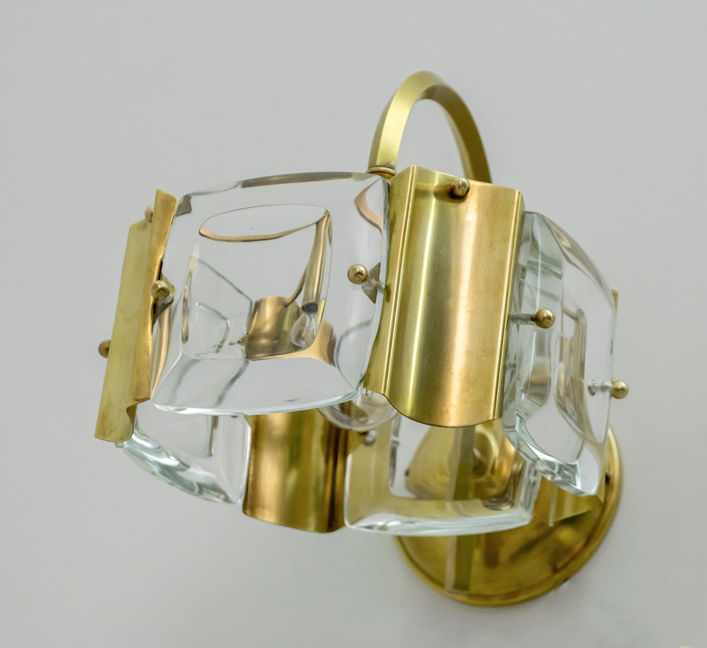 Late 20th Century Sciolari Mid-Century Modern Italian Brass and Lenticular Glass Sconces, Pair