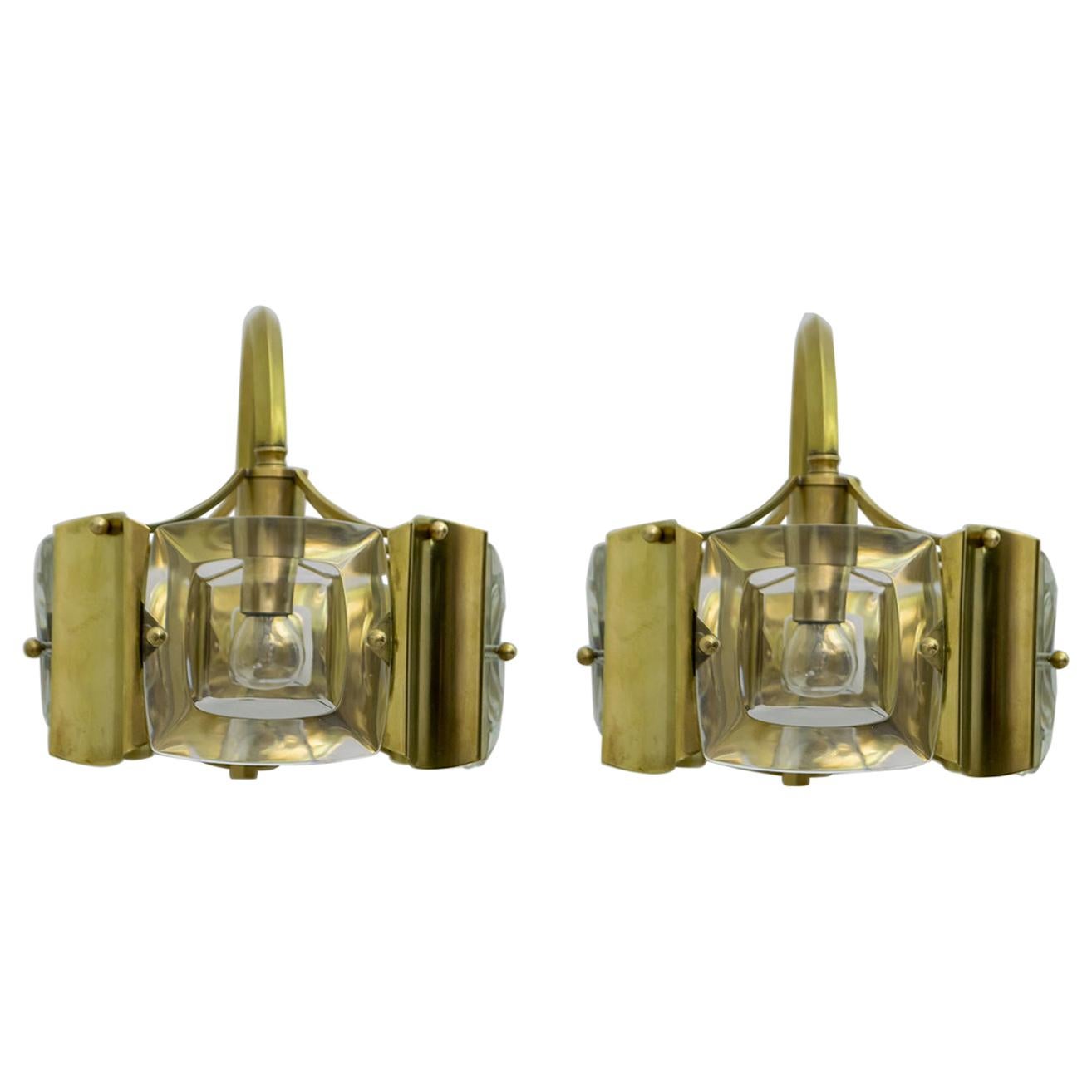 Sciolari Mid-Century Modern Italian Brass and Lenticular Glass Sconces, Pair