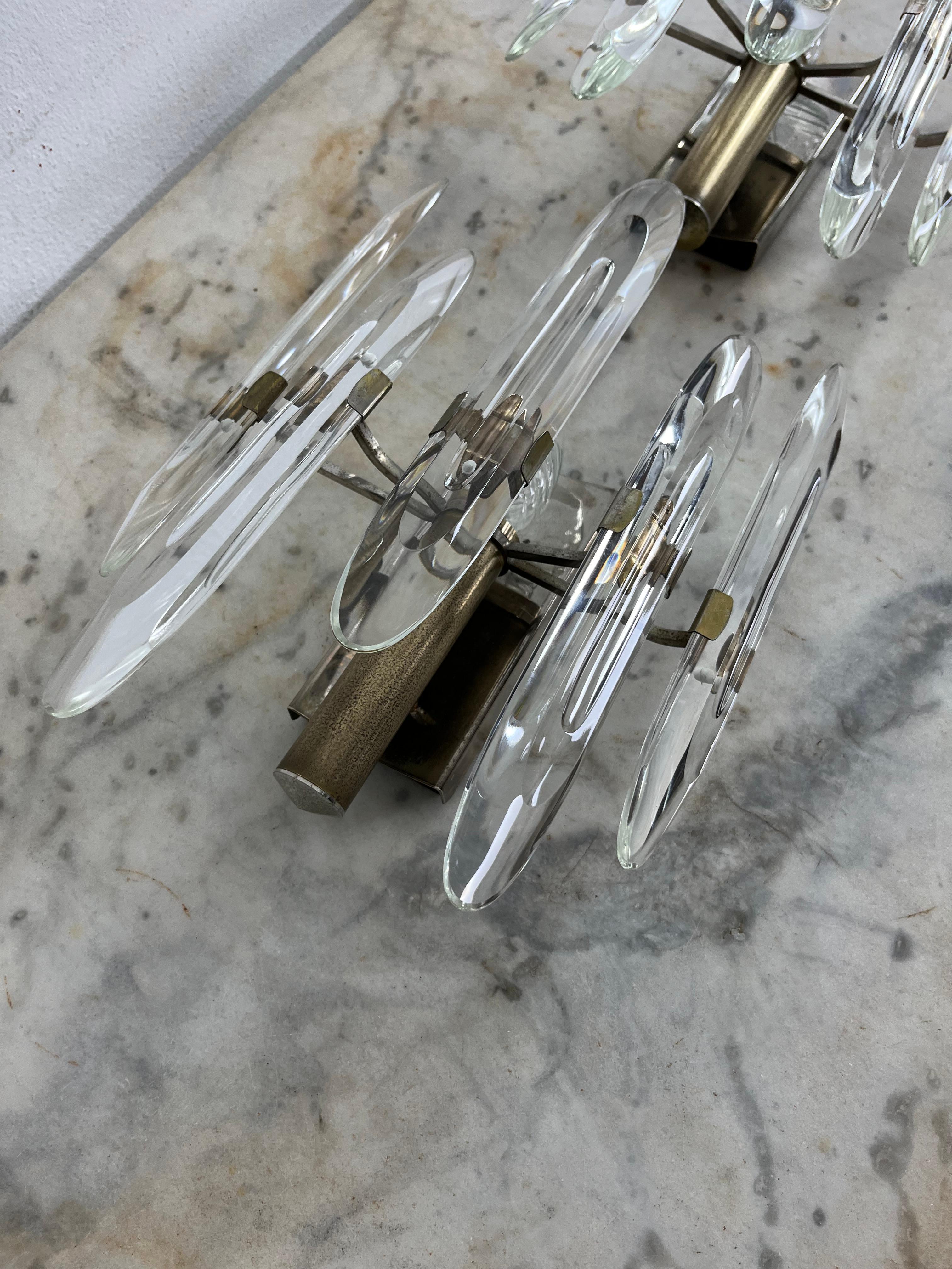 Italiano Sciolari, Set di 2 lampade da parete in vetro di Murano e ottone del metà del secolo scorso, anni '60 in vendita