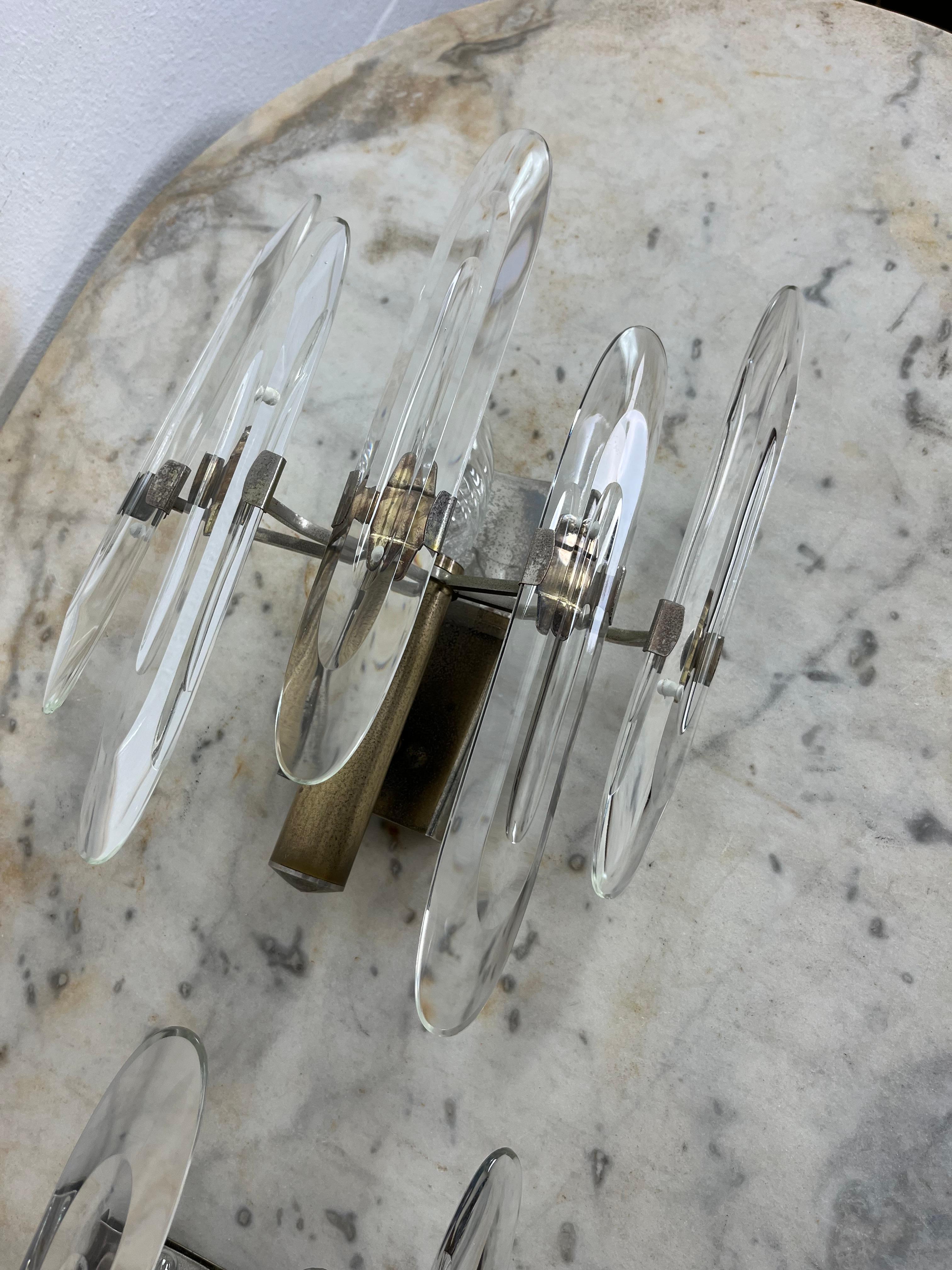 Sciolari, Set di 2 lampade da parete in vetro di Murano e ottone del metà del secolo scorso, anni '60 In condizioni buone in vendita a Palermo, IT