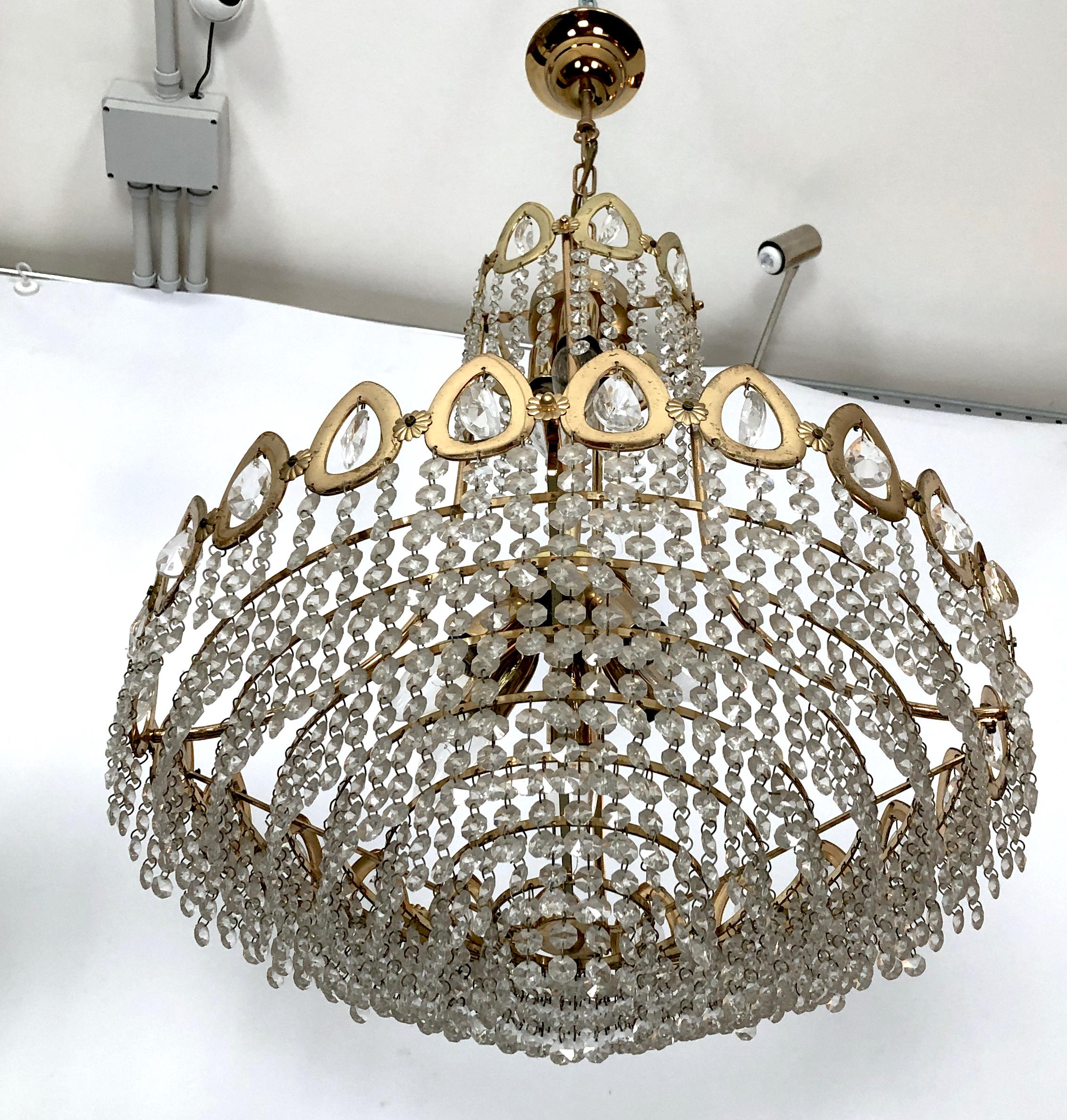Italian Sciolari, Set of Two Gild and Crystal Chandeliers from 70s For Sale