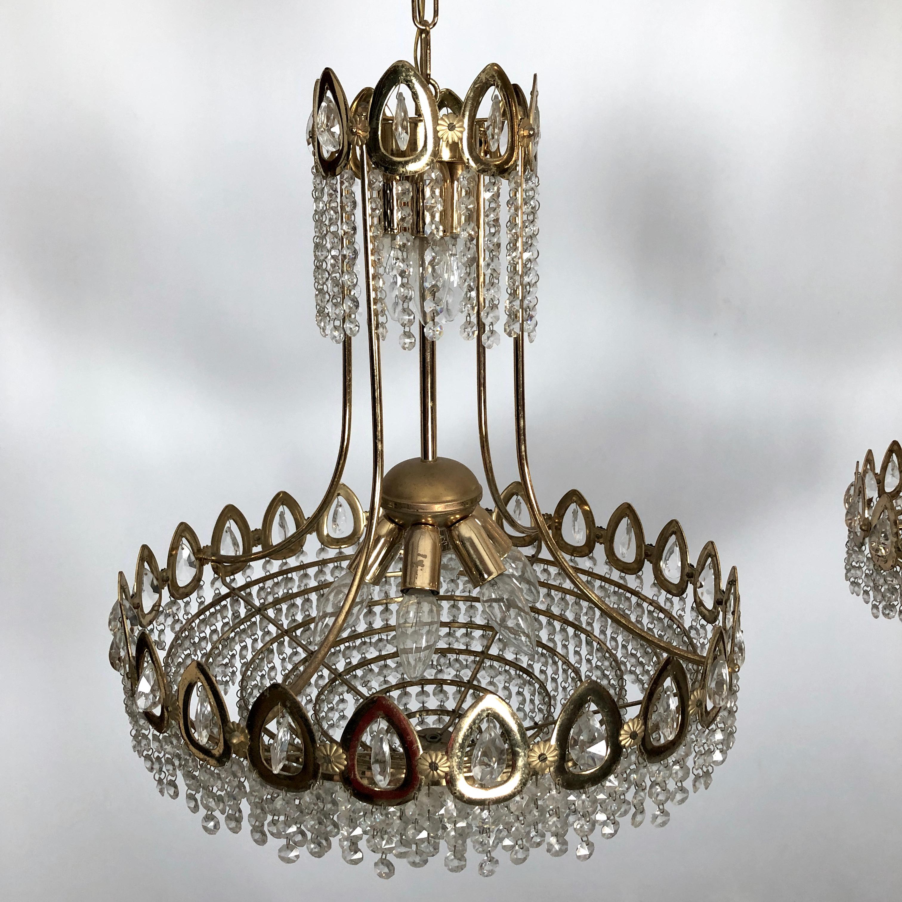 Brass Sciolari, Set of Two Gild and Crystal Chandeliers from 70s For Sale