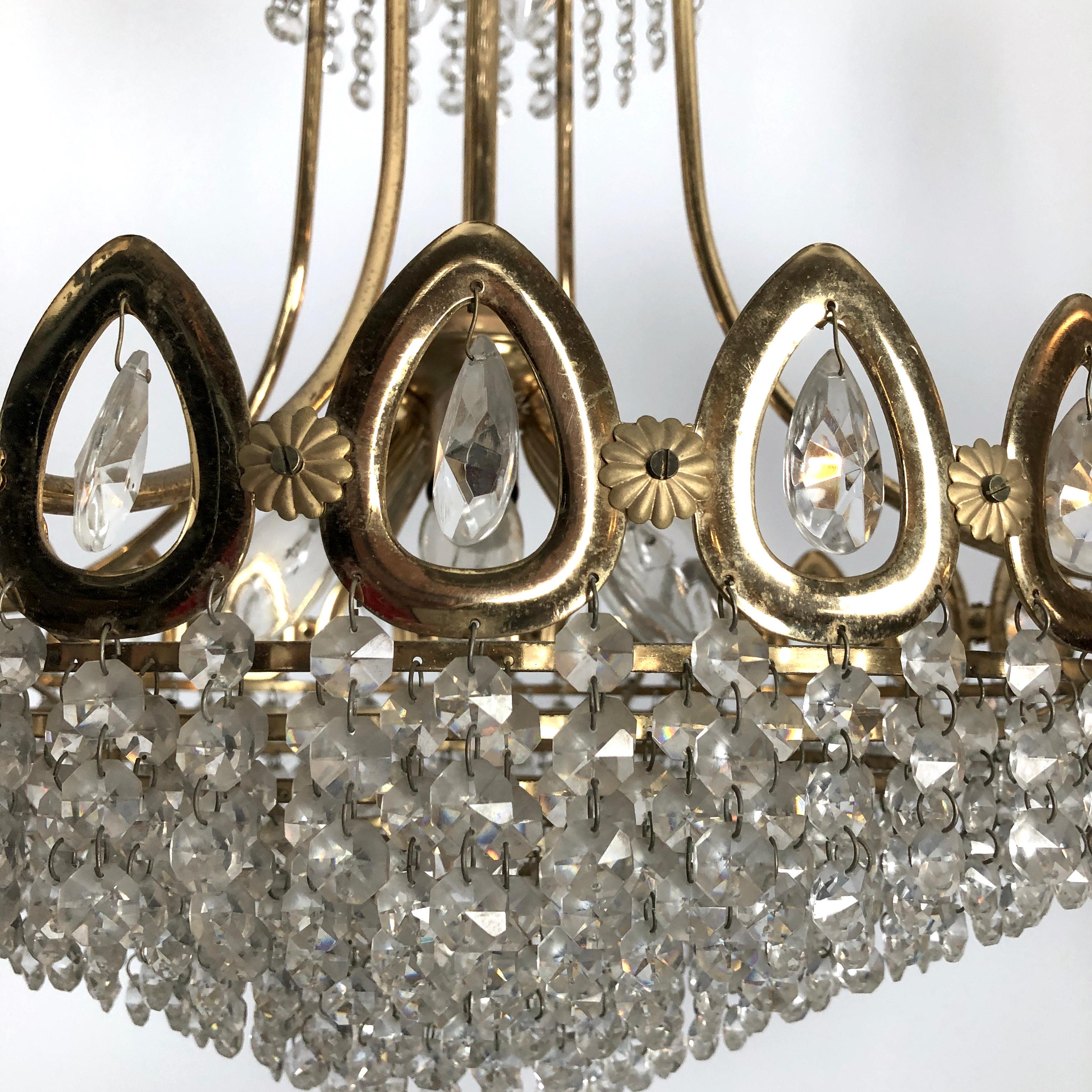 Sciolari, Set of Two Gild and Crystal Chandeliers from 70s For Sale 1