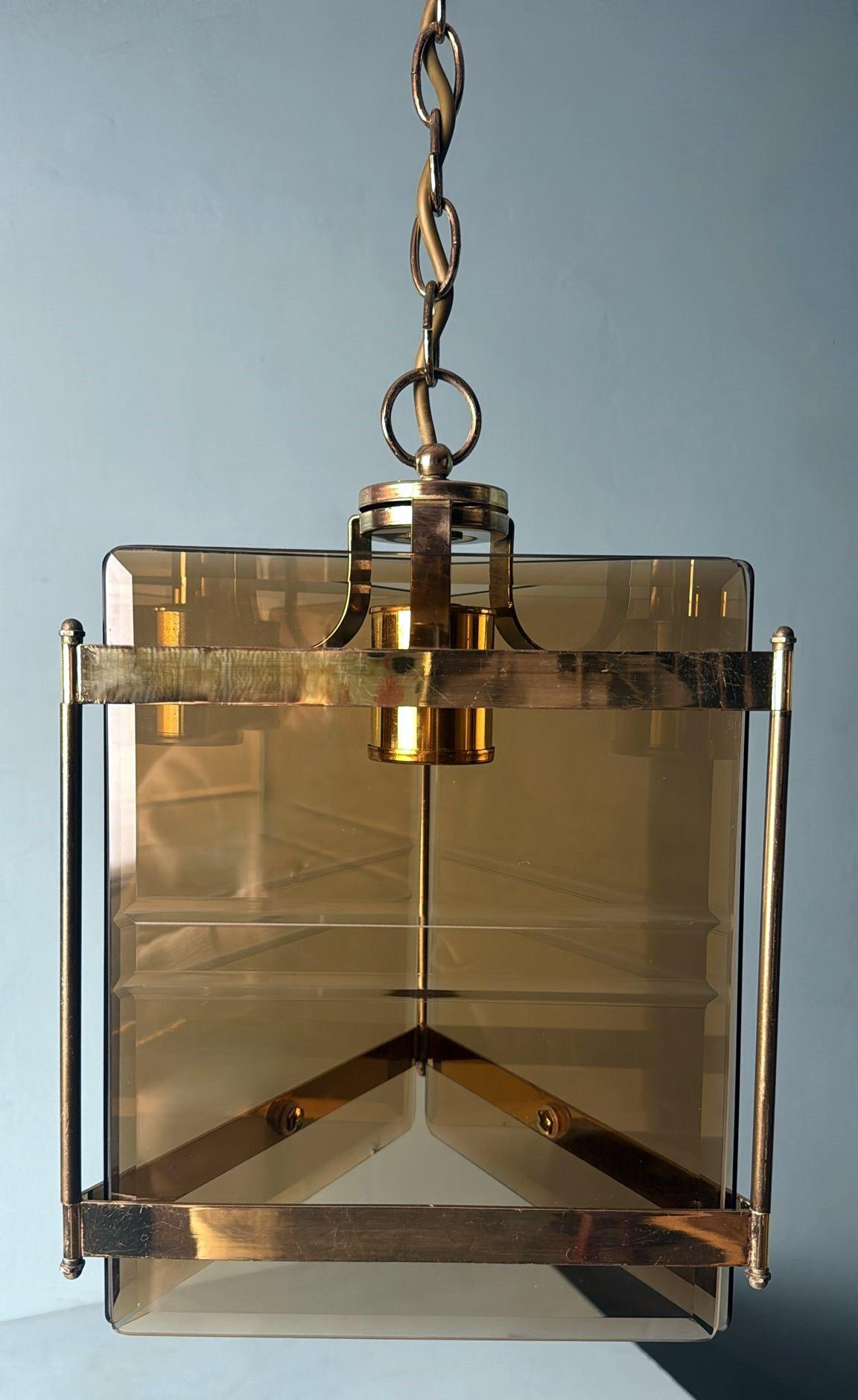 Sciolari Stile Italian modernist brass chandelier with smoked ground glass For Sale 3