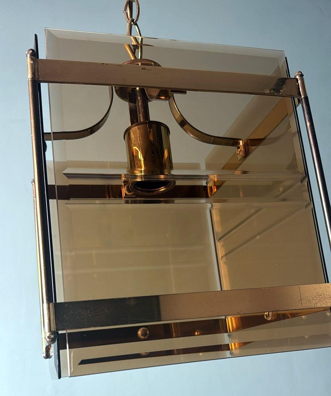 Sciolari Stile Italian modernist brass chandelier with smoked ground glass For Sale 4