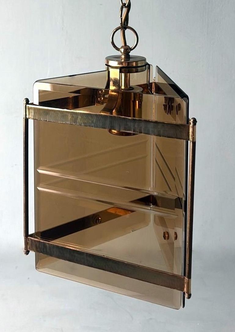 Sciolari Stile Italian modernist brass chandelier with smoked ground glass For Sale 1
