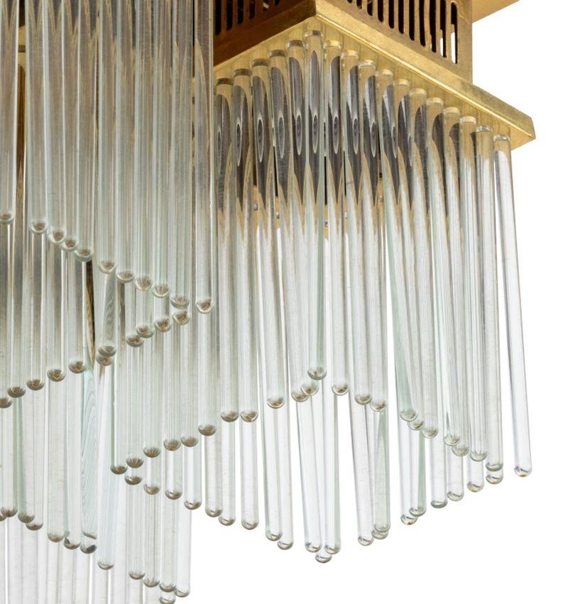 Moderno Lampada a sospensione a stelo in ottone e vetro in stile Sciolari in vendita