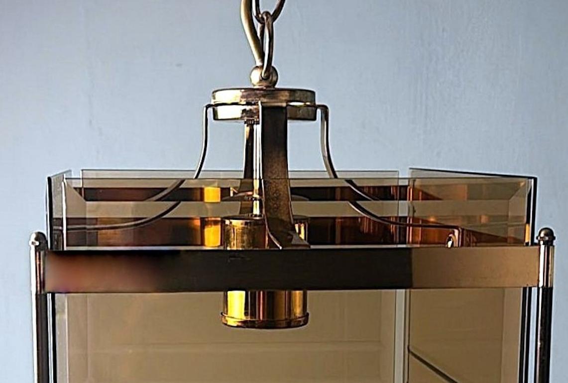 Sciolari Style Italian Modernist Brass Chandelier With Beveled Smoked Glass For Sale 8