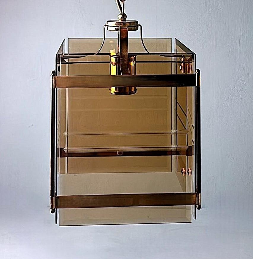 Sciolari Style Italian Modernist Brass Chandelier With Beveled Smoked Glass For Sale 5