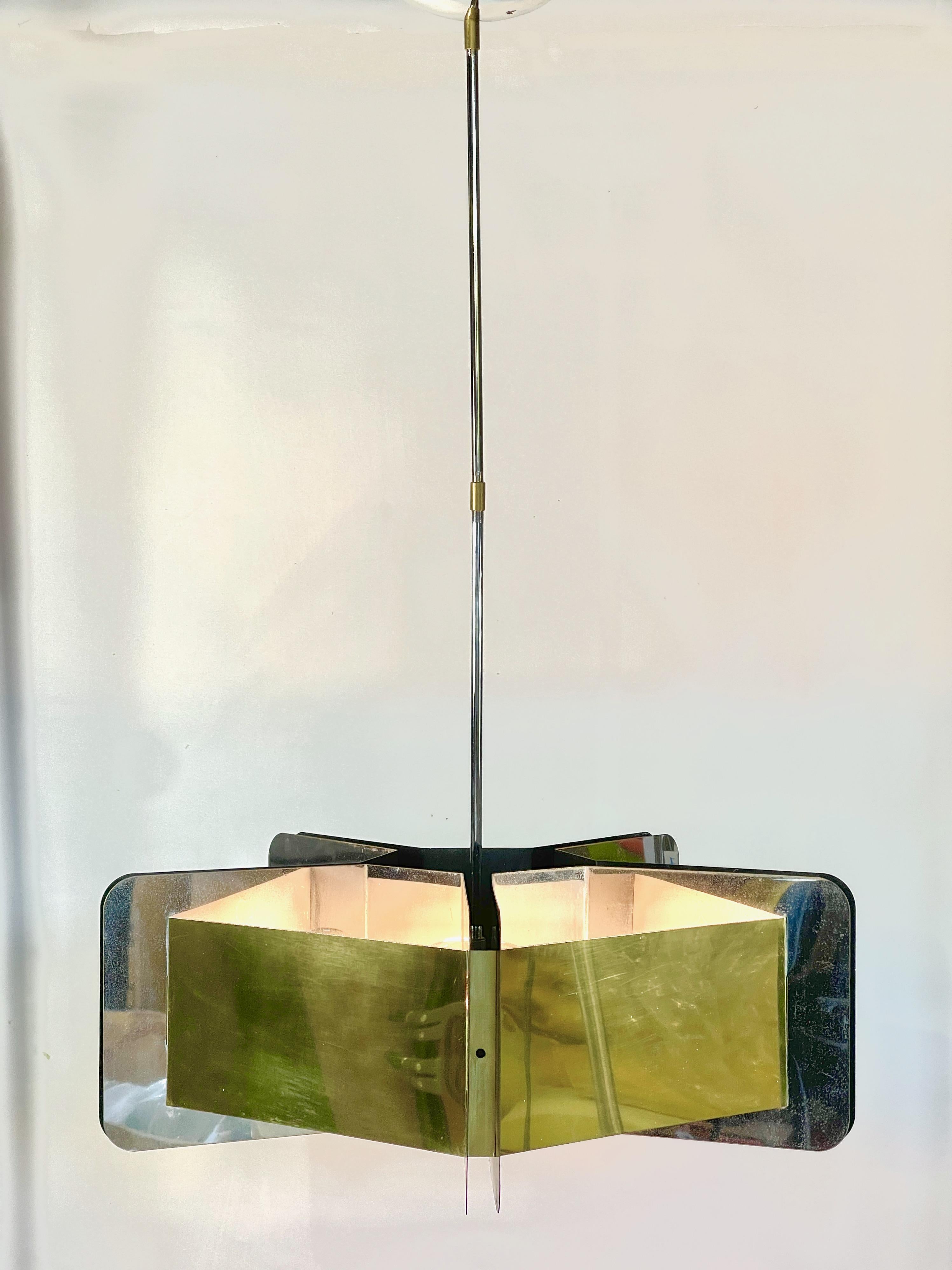 Sciolari Style Pentagonal Brass & Chrome Chandelier For Sale 4