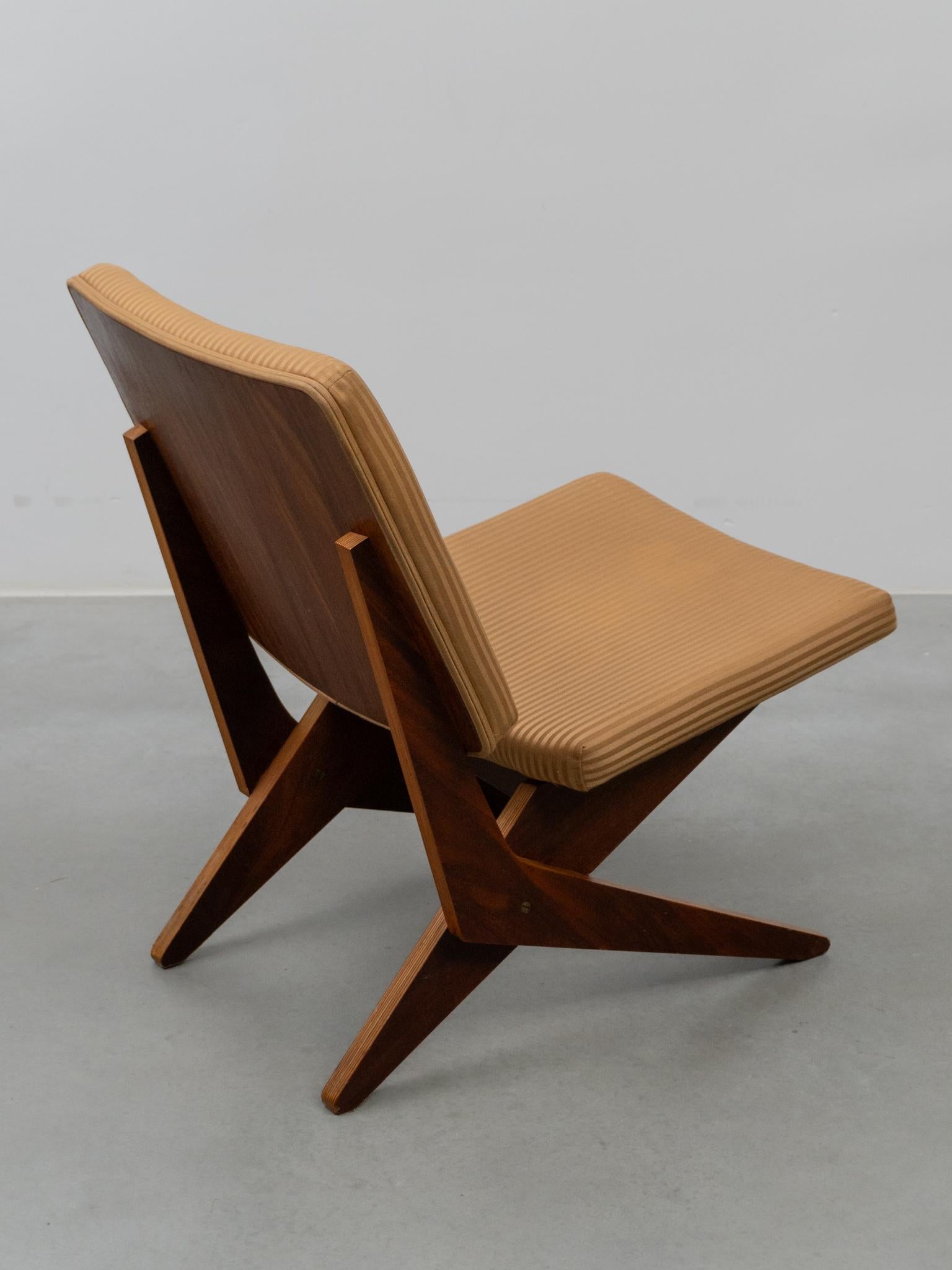Silla de tijera diseñada por Pastoe, años 50, por Jan van Grunsven en venta 5