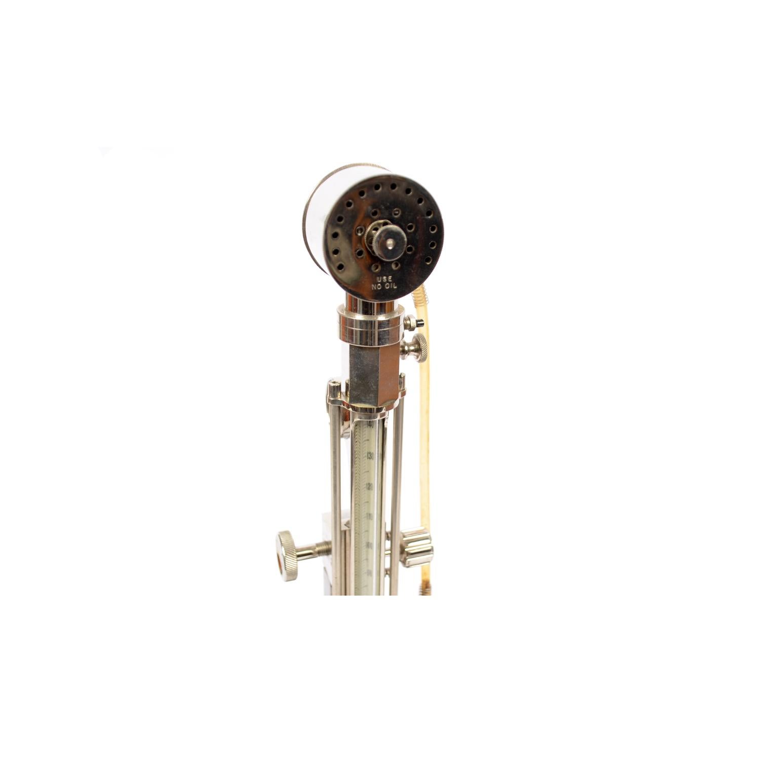 Scleroscope to Measure the Hardness of Metals, USA, 1914 In Good Condition In Milan, IT