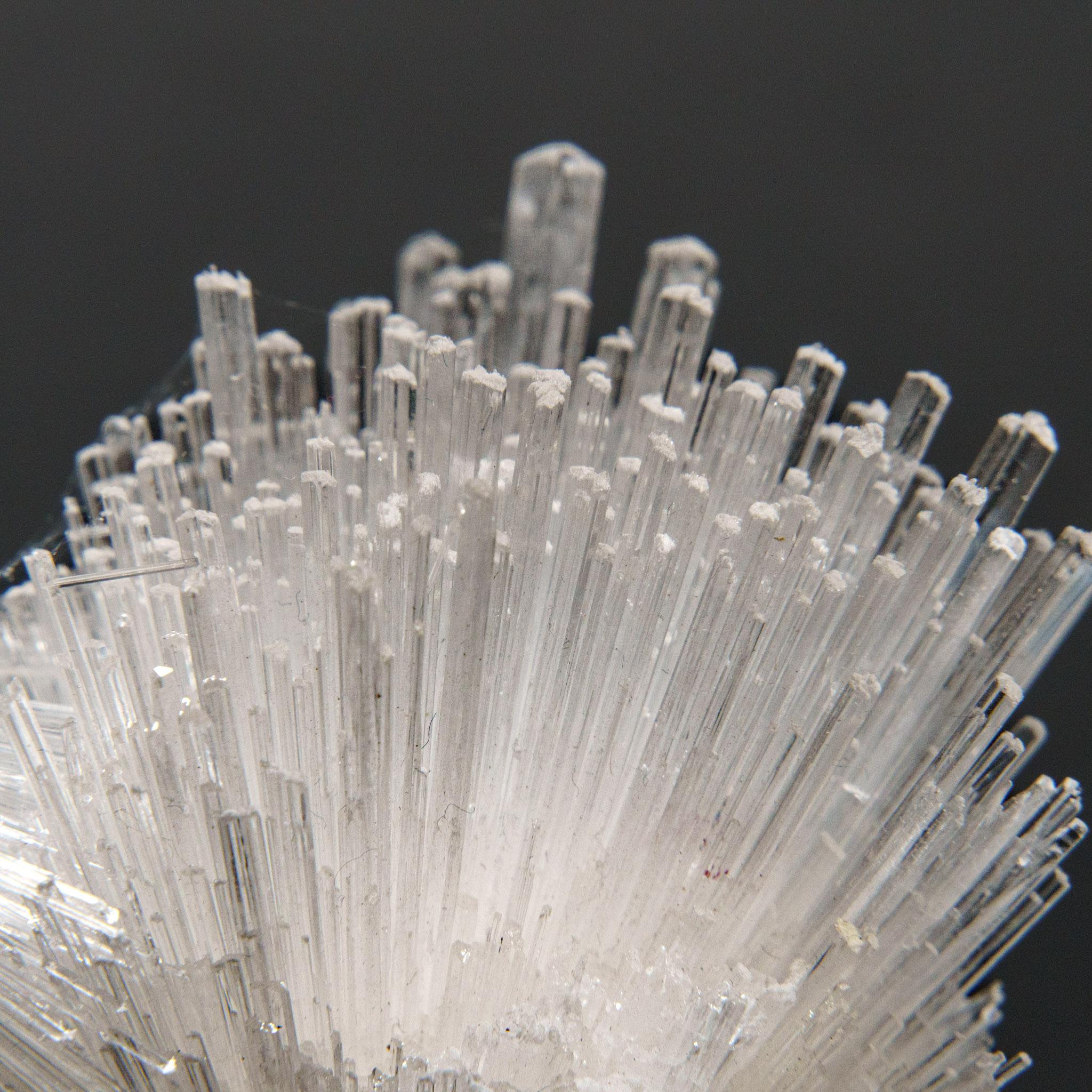 Scolecite dal distretto di Nasik, Maharashtra, India (220 grammi) in vendita 2