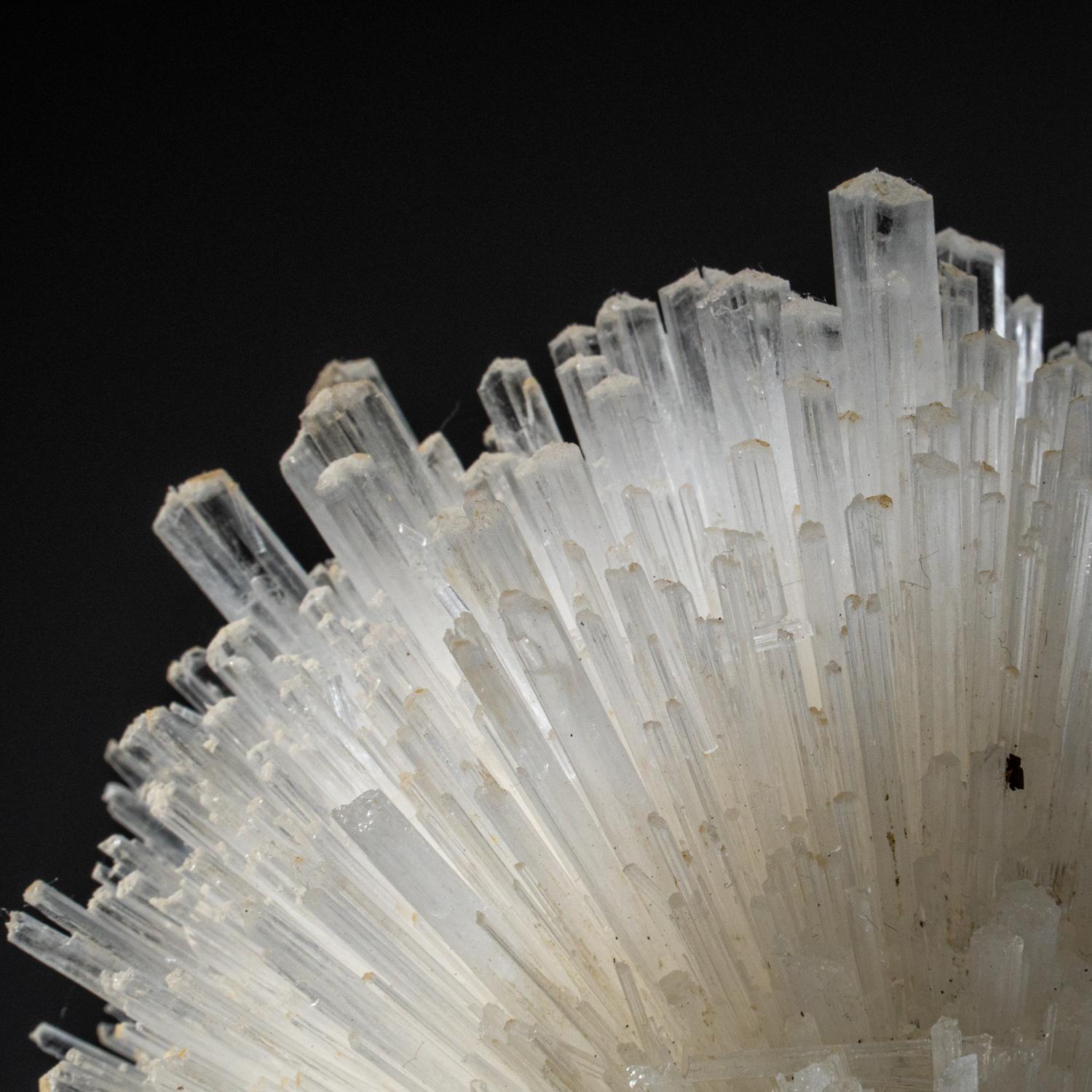 Scolecite From Nasik District, Maharashtra, India (427.8 grams) In New Condition For Sale In New York, NY