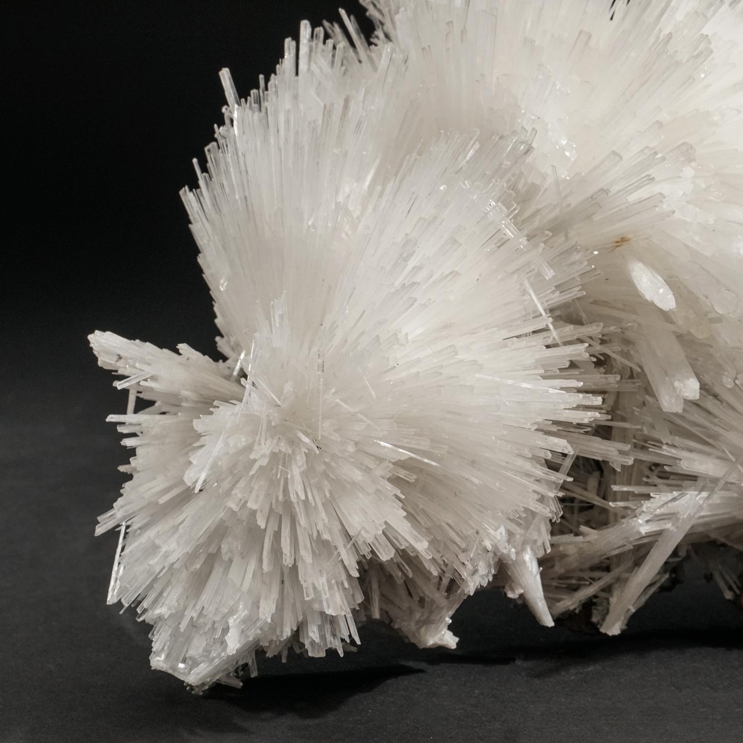 Scolecite Mineral on Stilbite, from India In Excellent Condition For Sale In New York, NY
