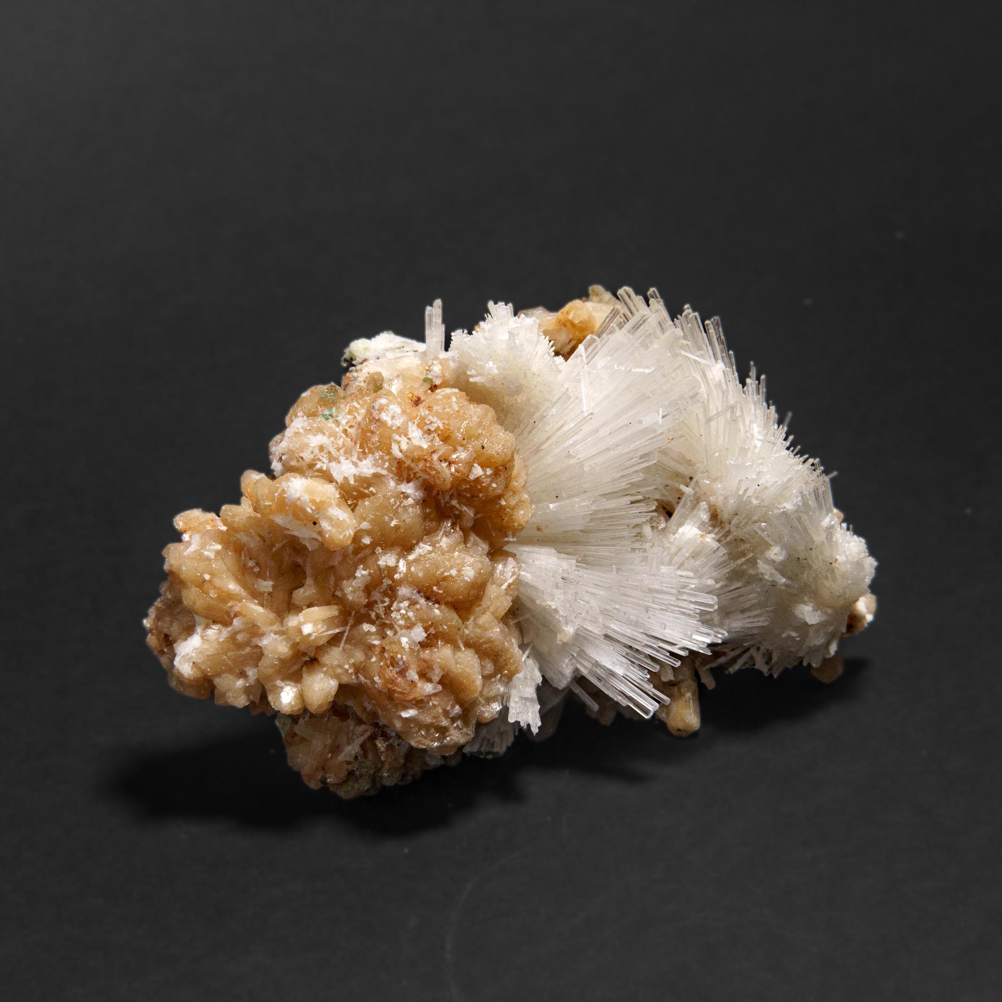 Indien Scolecite avec piqûre de cravate du district de Nasik, Maharashtra, Inde (1.35 kg) en vente