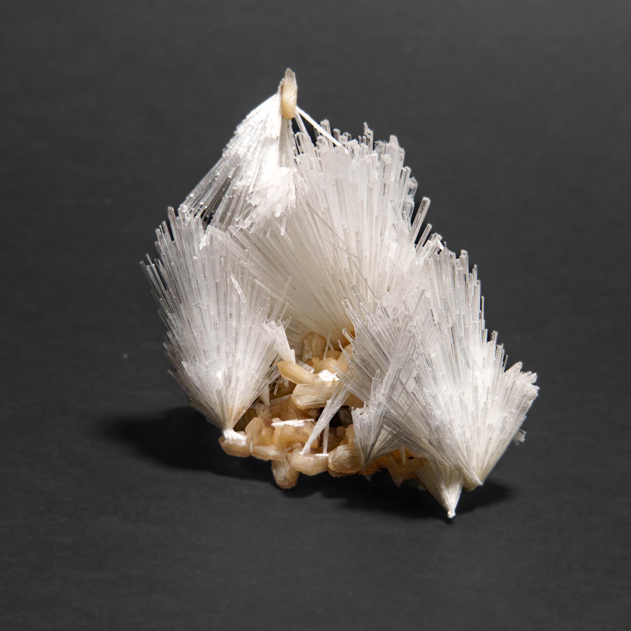 Indien Scolecite avec Stilbite Du District de Nasik, Maharashtra, Inde (252.6 grammes) en vente
