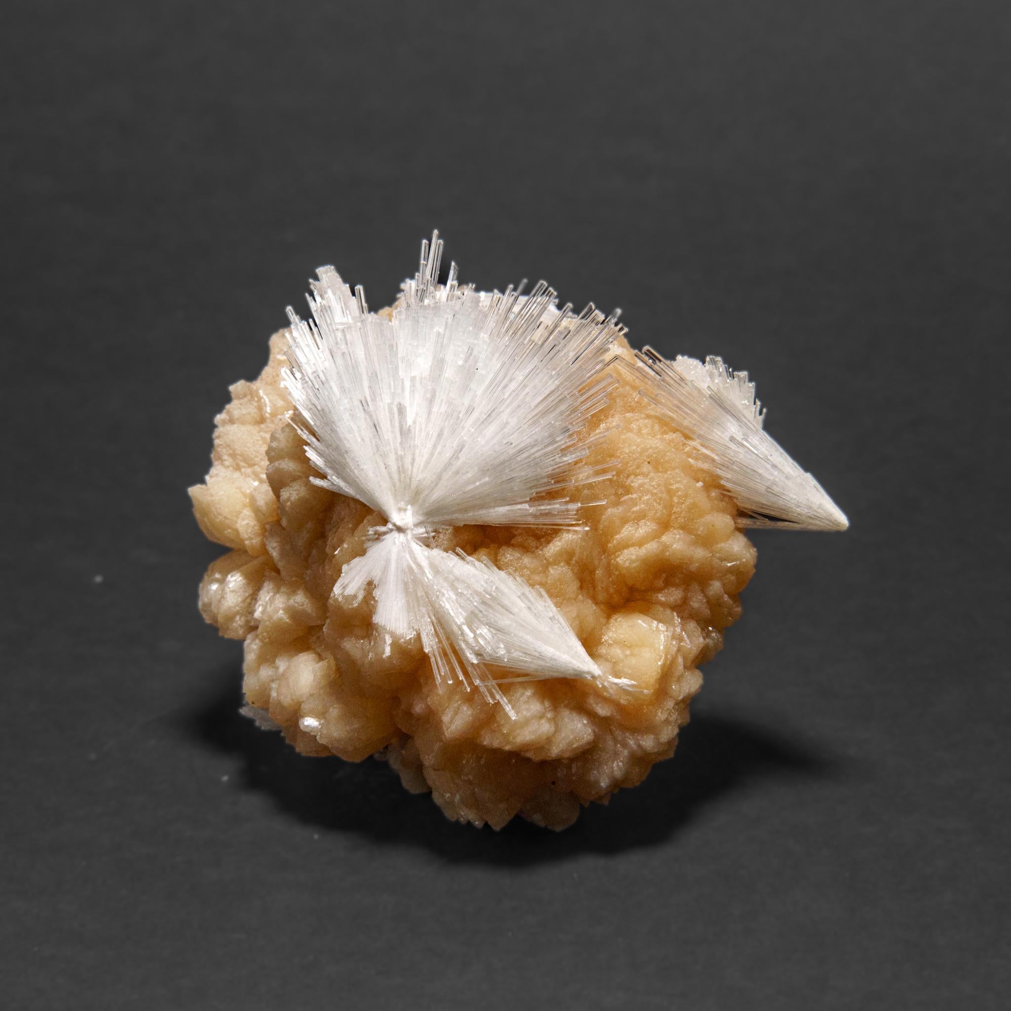 Indien Scolecite avec stilbite du district de Nasik, Maharashtra, Inde (498.3 grammes) en vente