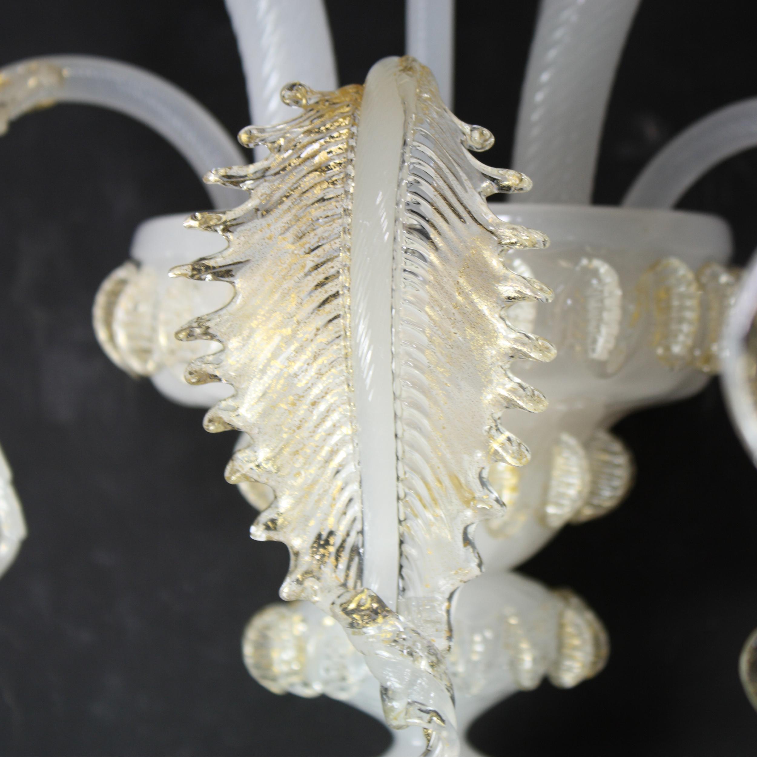 Sconce 2 Arms, Silk White Murano Glass gold details by Multiforme in stock For Sale 2