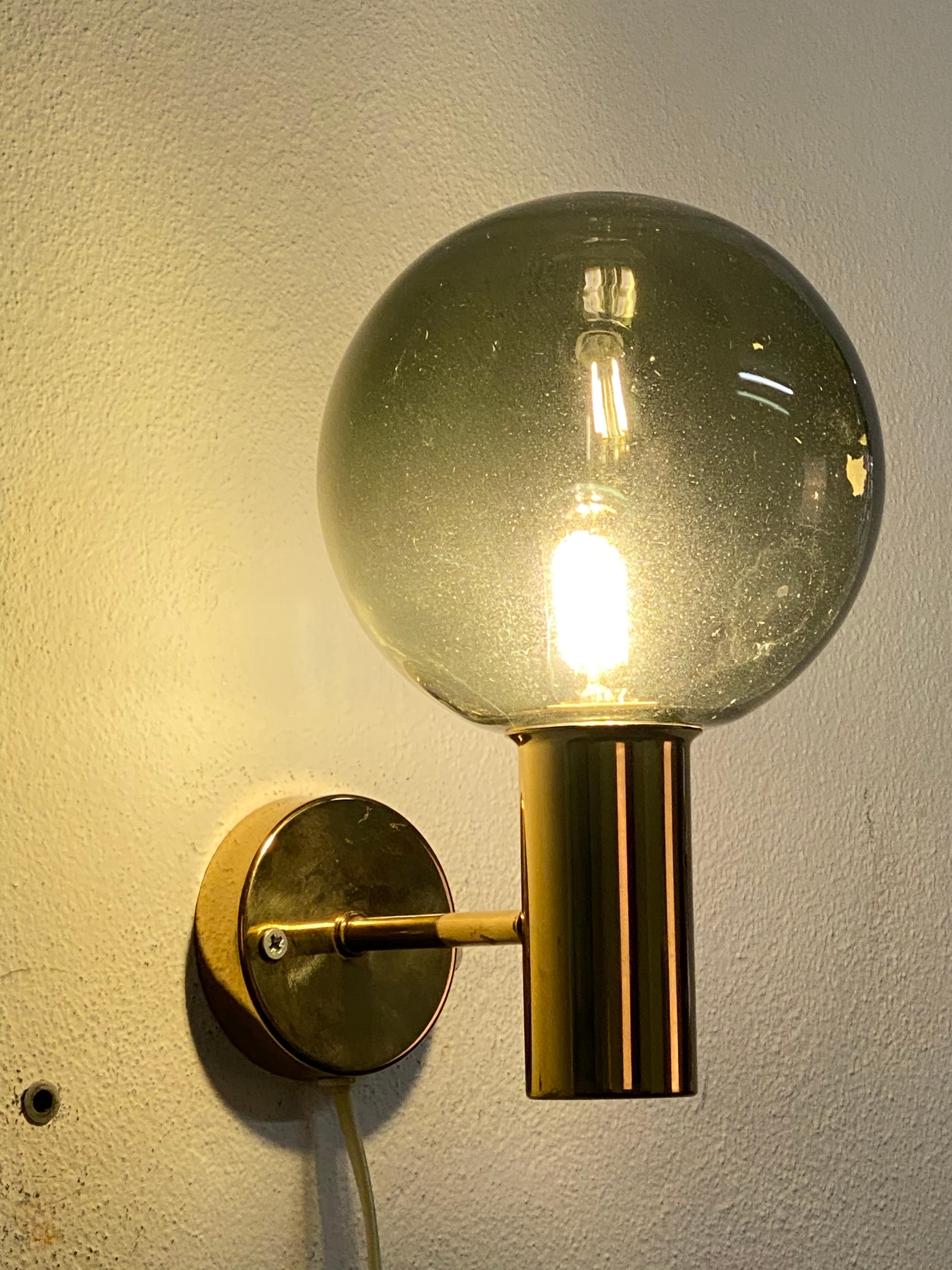 Brass Sconce by Hans-Agne Jakobsson Model V-149 For Sale