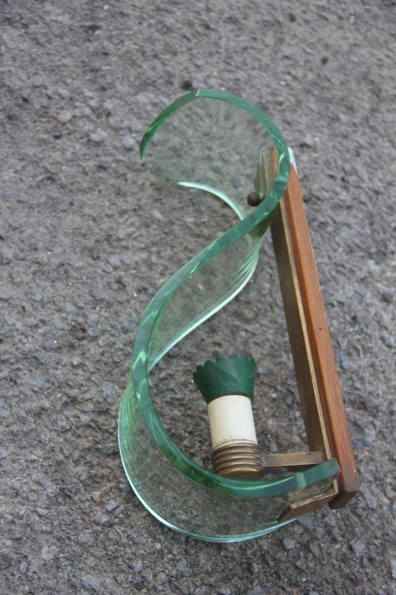 Sconce Curved Glass Green Color Italian Midcentury Design 1950s Brass In Good Condition For Sale In Palermo, Sicily