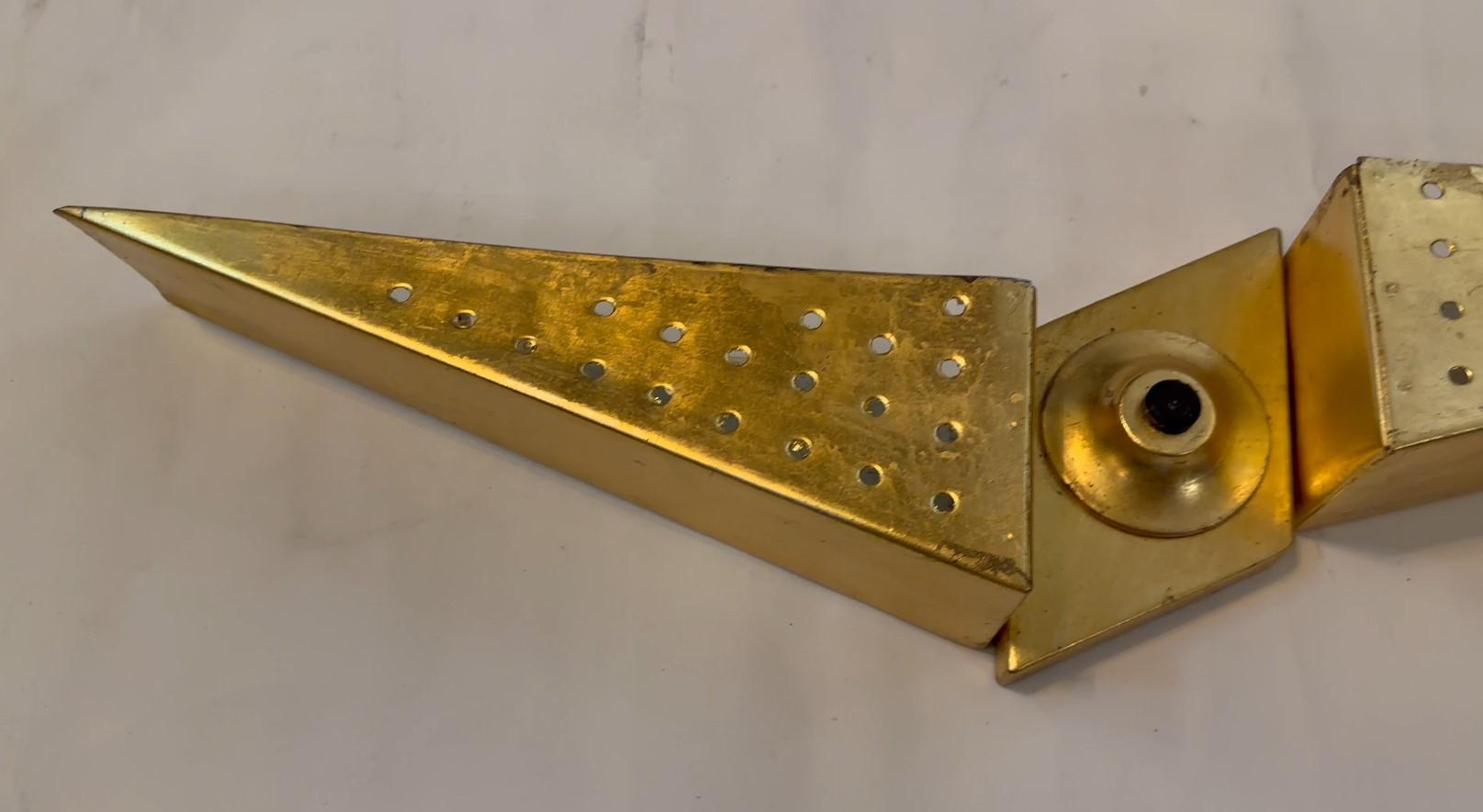Milieu du XXe siècle Applique en métal, feuille d'or, année : 1960, Italie en vente