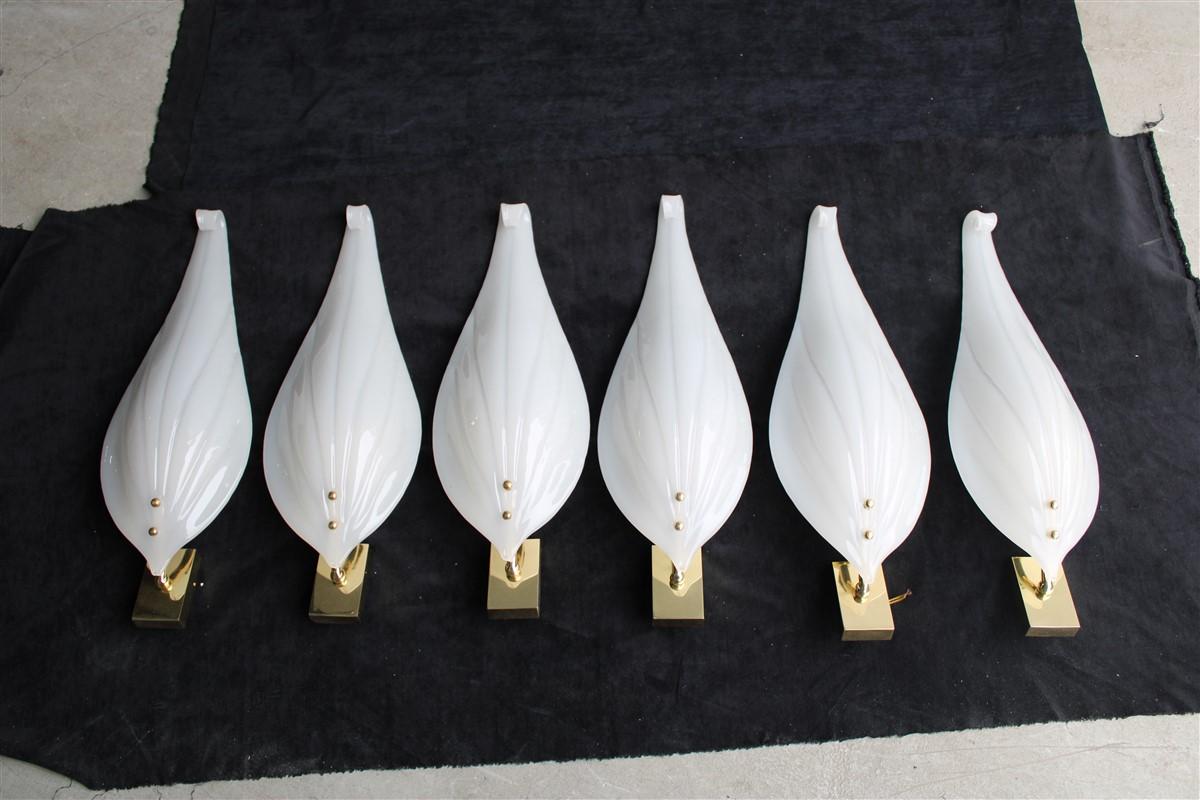 Applique en verre de Murano, structure en laiton blanc et couleur, design Franco Luce, 1970 en vente 1