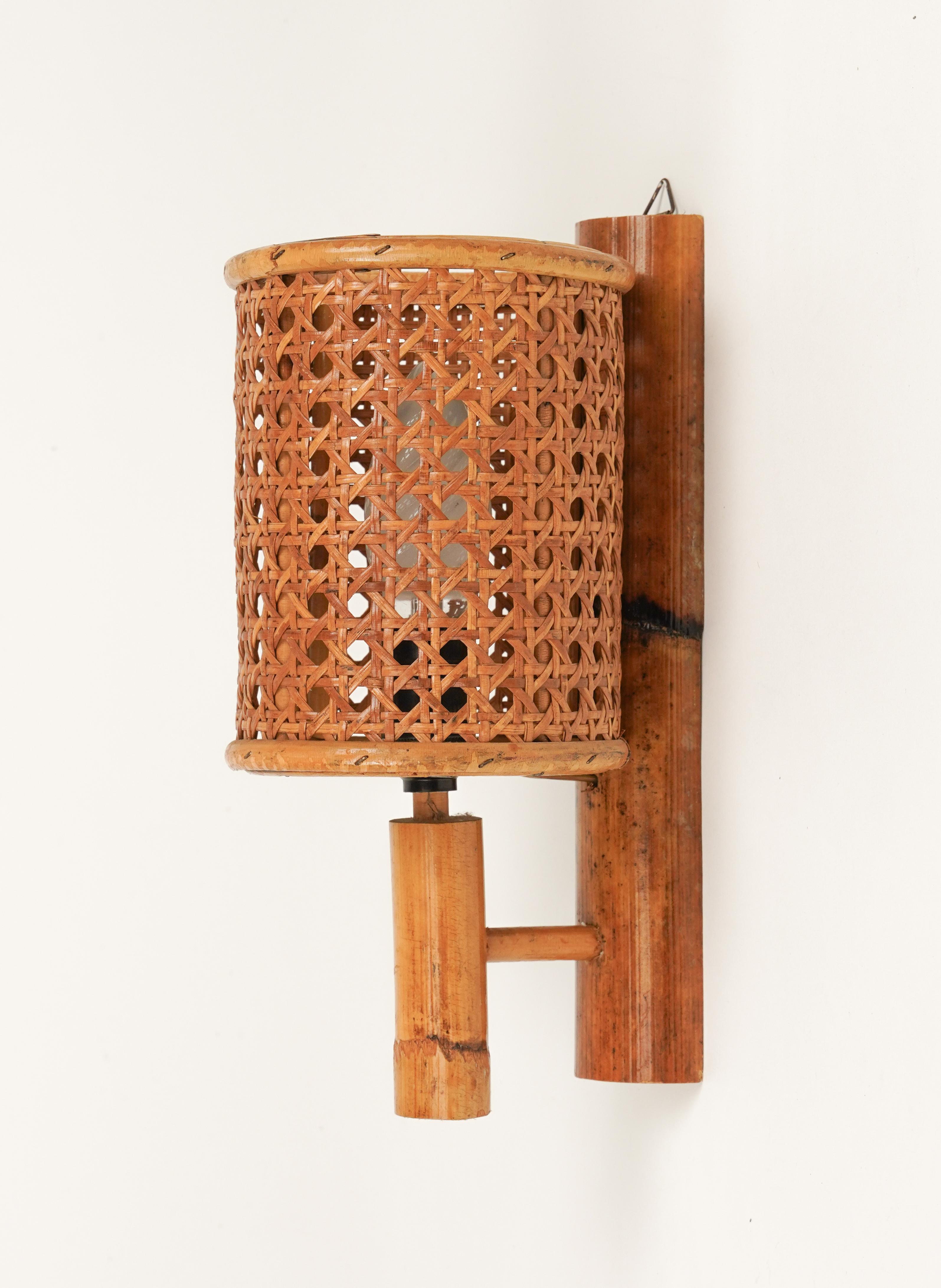 Wandleuchter „Lantern“ aus Rattan und Bambus im Louis Sognot-Stil, 1960er Jahre im Angebot 8
