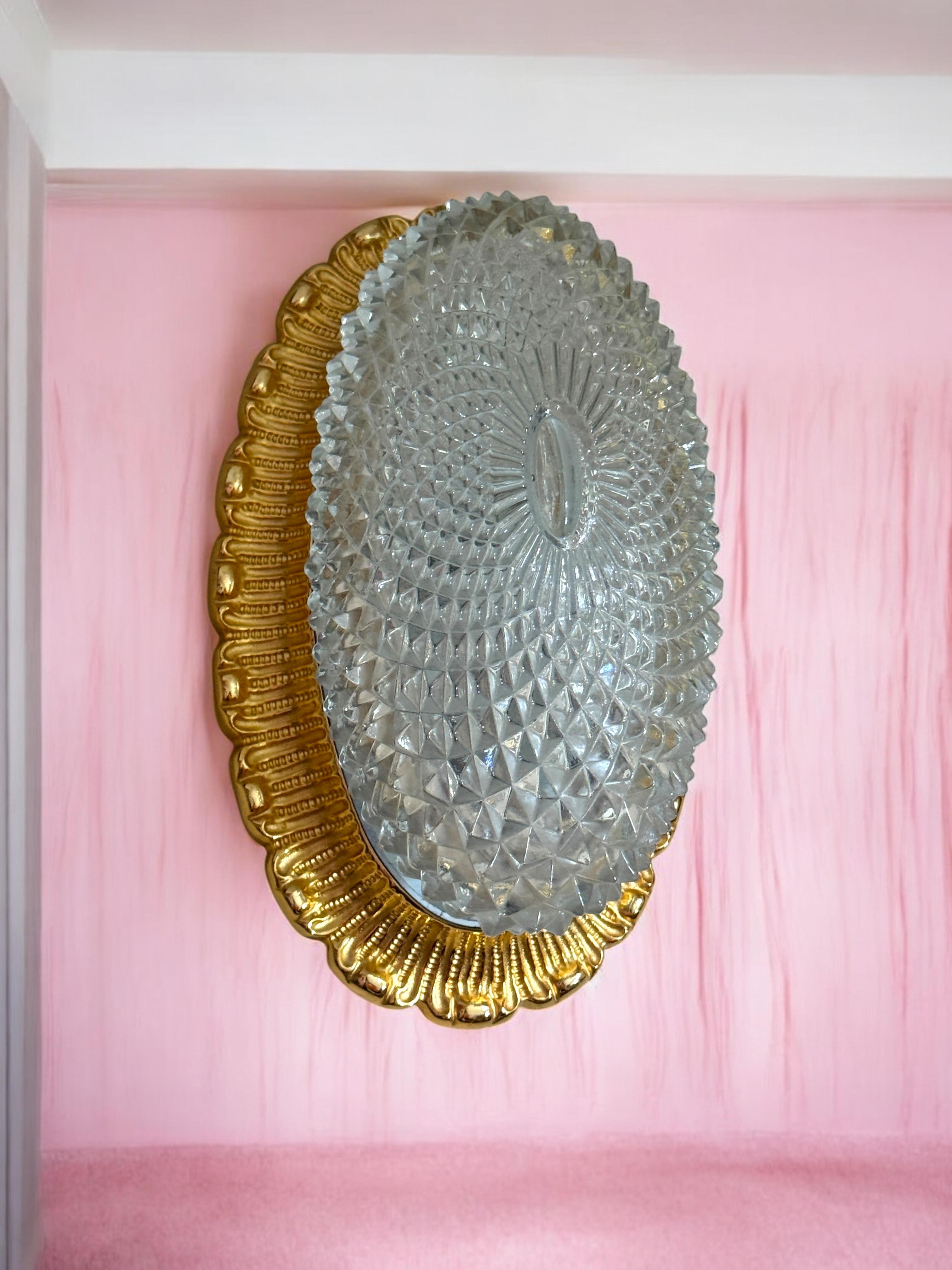 Single Sconce Gold-Plated Base Glashütte Limburg Hollywood Regency Style 1960s For Sale 6