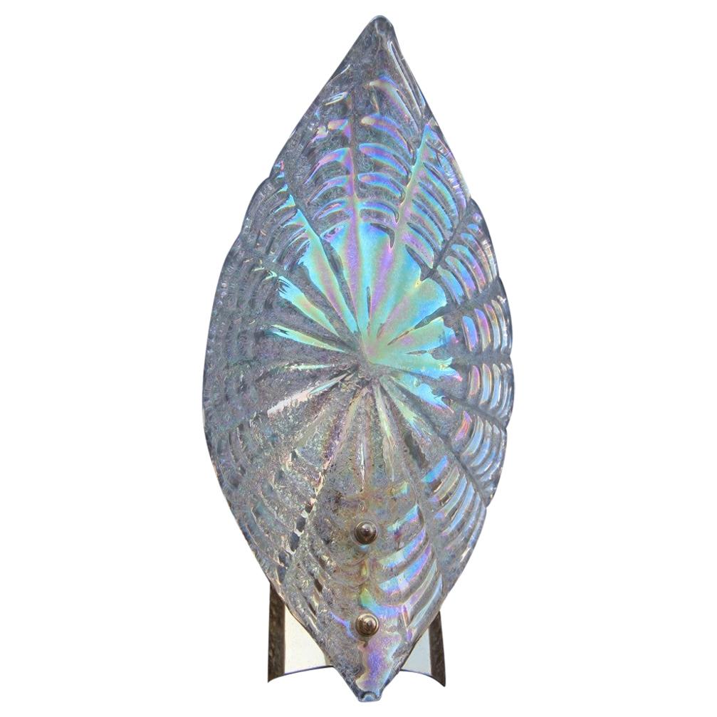 Wandleuchter aus Muschel-Muranoglas, schillerndes Regenbogen, vergoldetes Messingdesign, 1970er Jahre