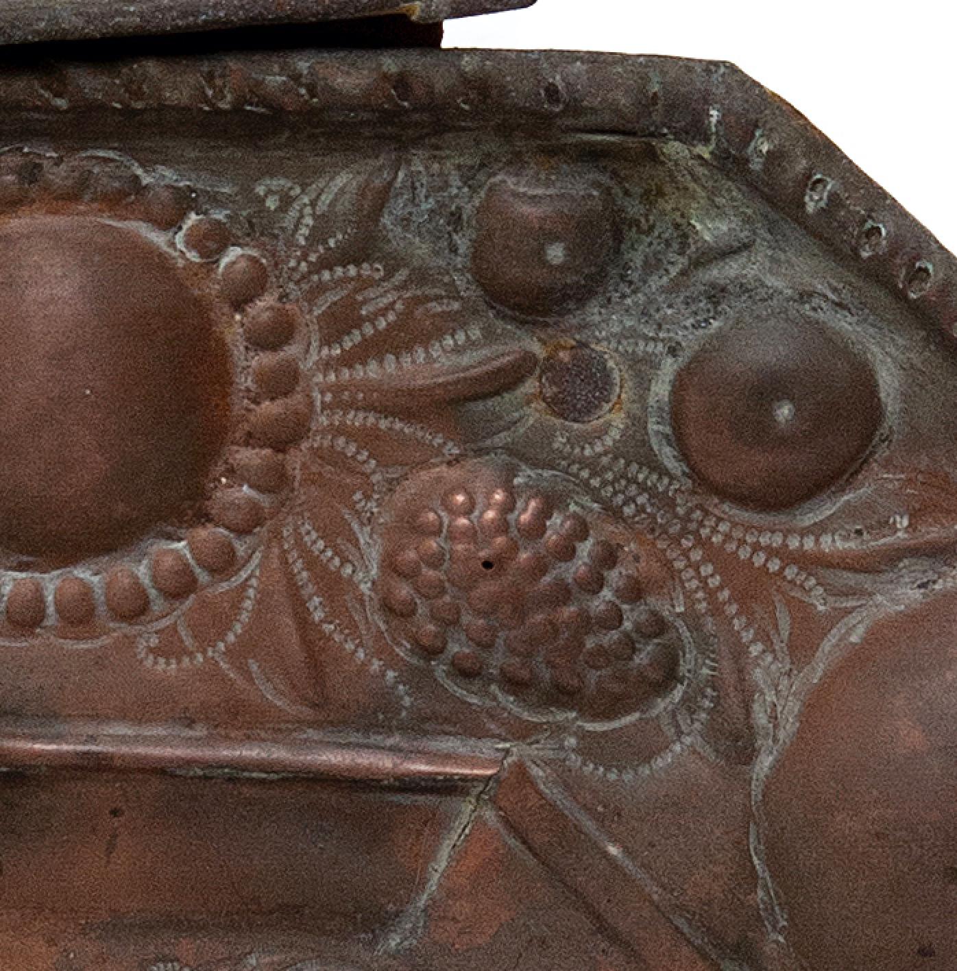Sconce Wall Brass Repousse Dutch Fruit Grapes Cresting For Sale 1