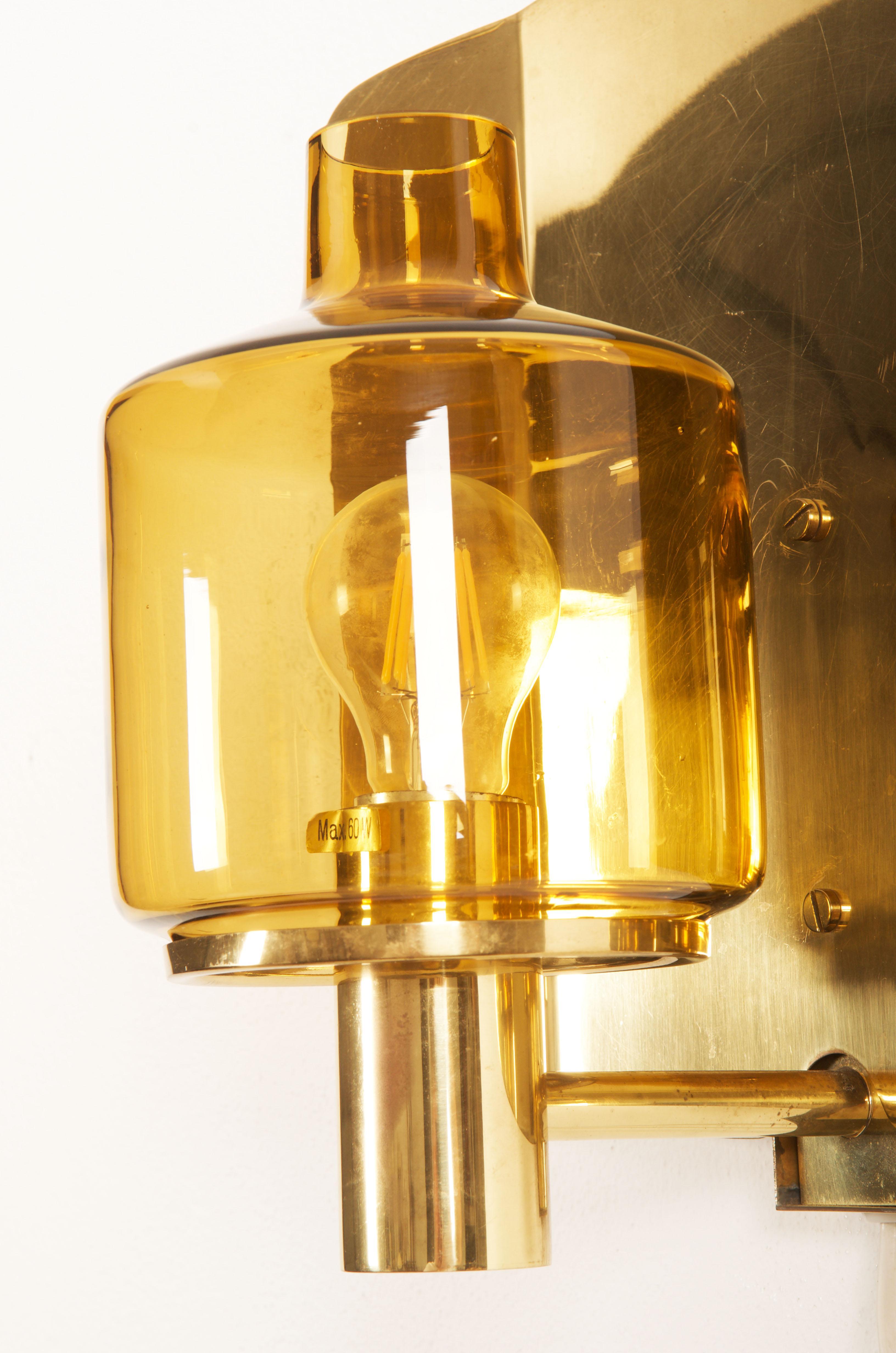 Mid-20th Century Sconce Wall Lamp by Hans-Agne Jakobsson Model V-222 For Sale