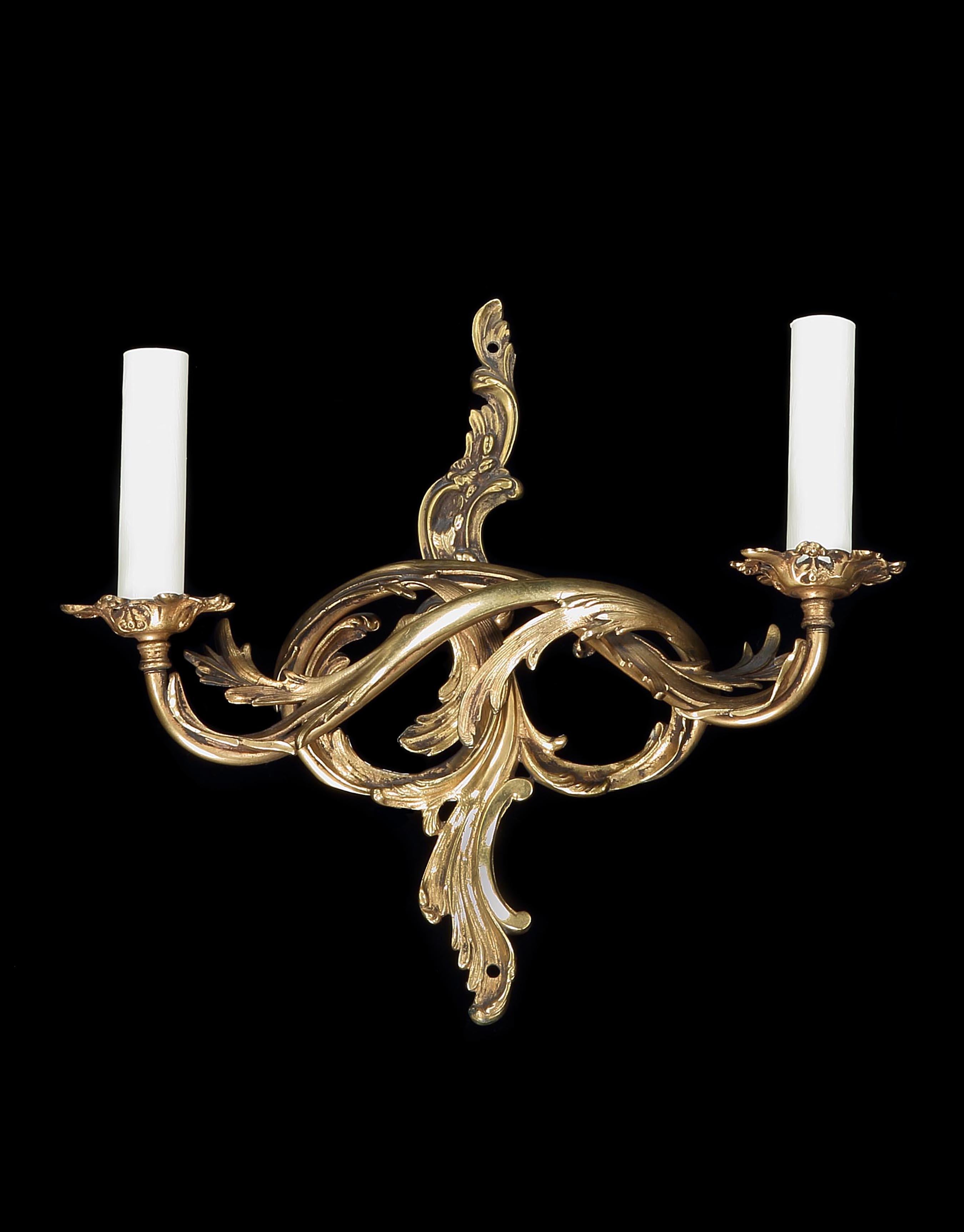 Gilt Sconce Wall Set 4 Four Ormolu Neoclassical Brass 2 Arm Branch Acanthus Italian For Sale