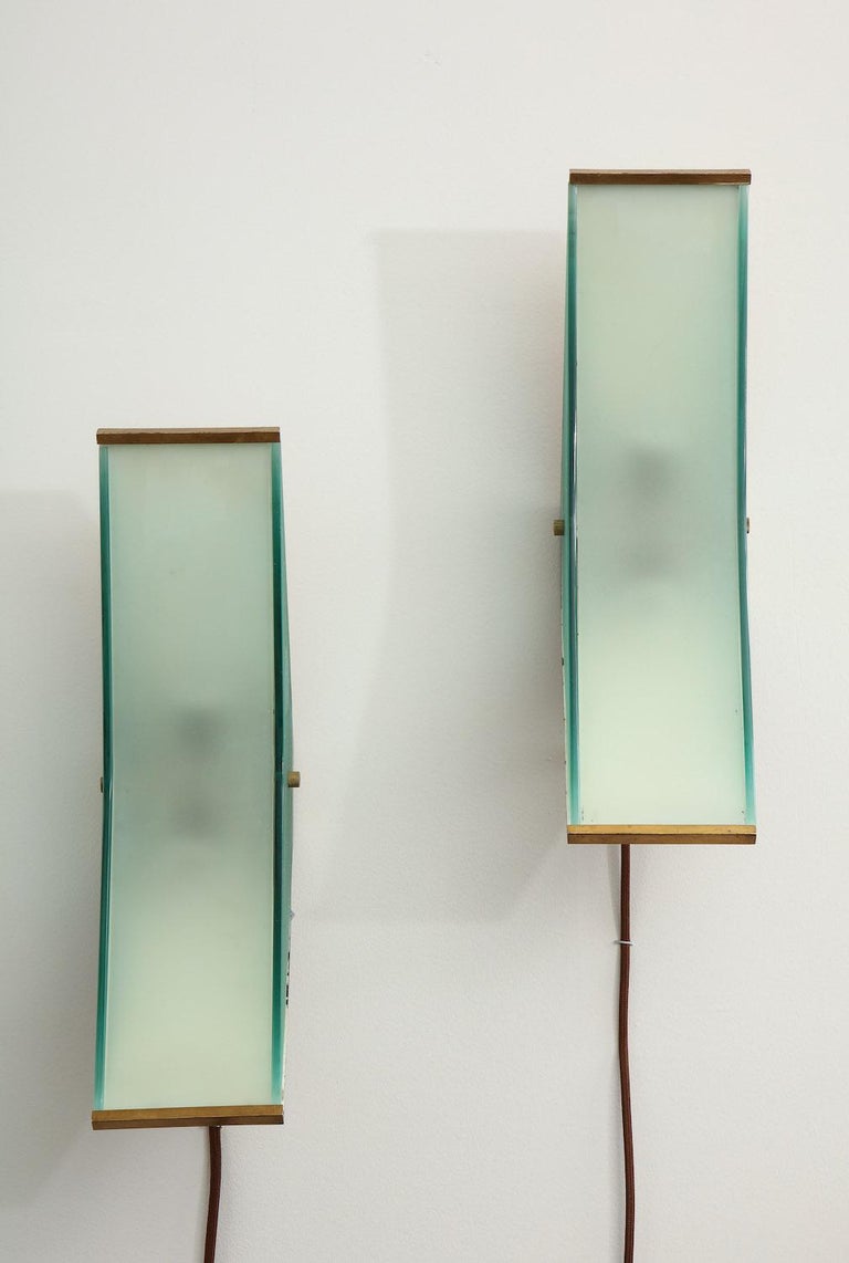  Max Ingrand for Fontana Arte Sconces In Good Condition For Sale In New York, NY