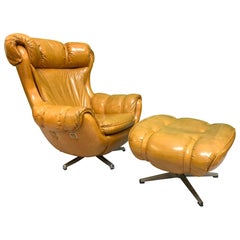 Retro Scoop Lounge Chair and Ottoman by Carter