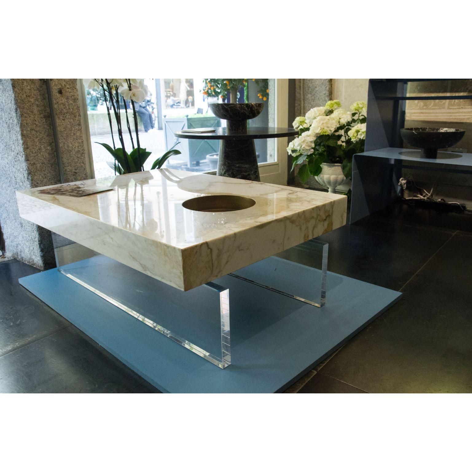 Italian Scoop Plexiglass Table Large by Stefano Belingardi Clusoni For Sale
