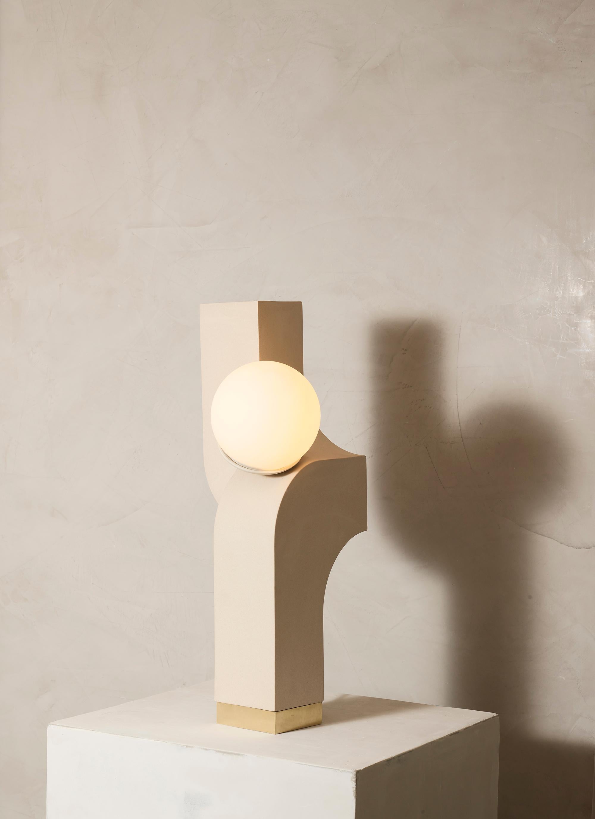 Moderne Lampe de table cantilever en céramique Scorpio de Farrah Sit en vente