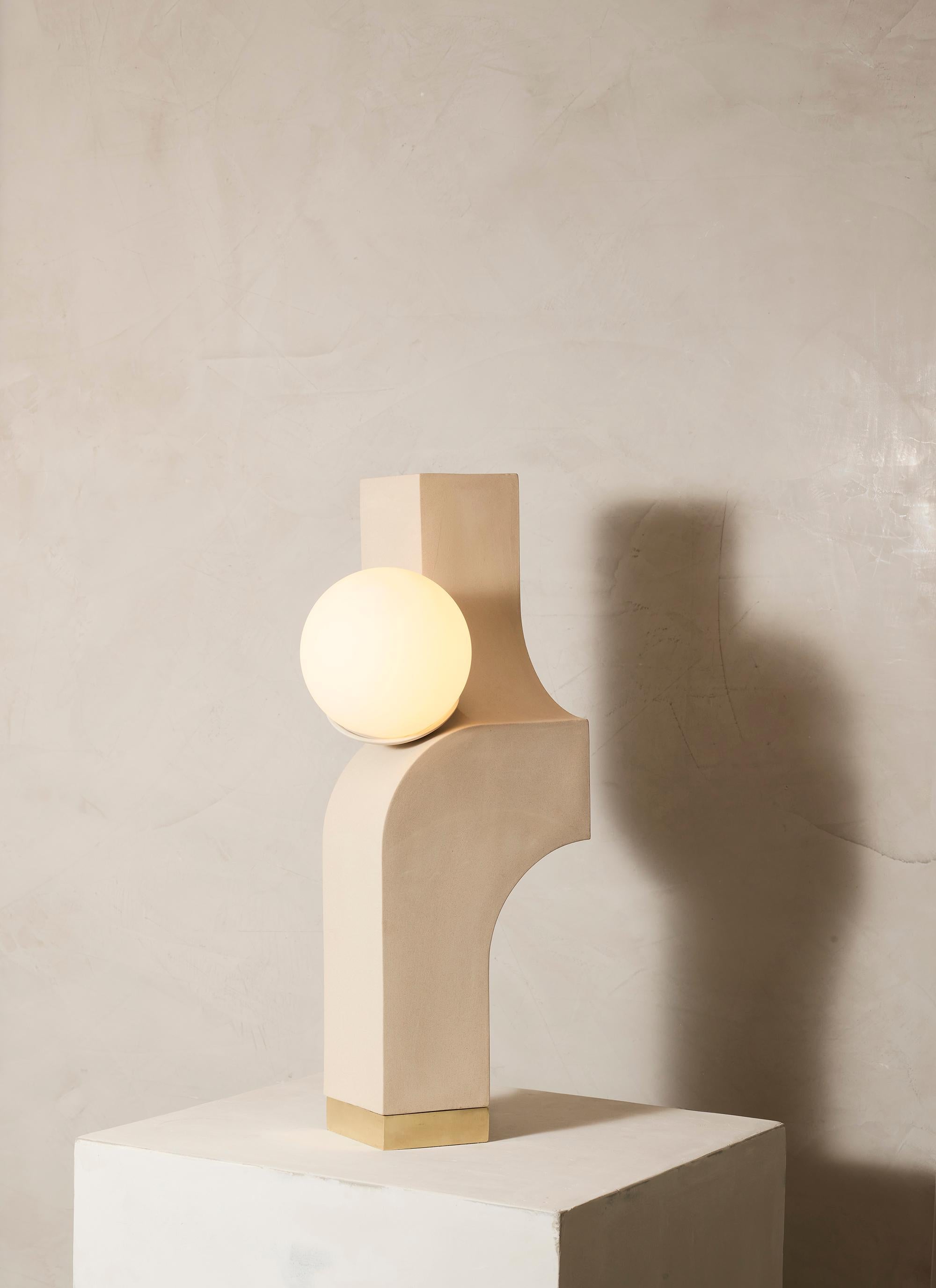 Américain Lampe de table cantilever en céramique Scorpio de Farrah Sit en vente