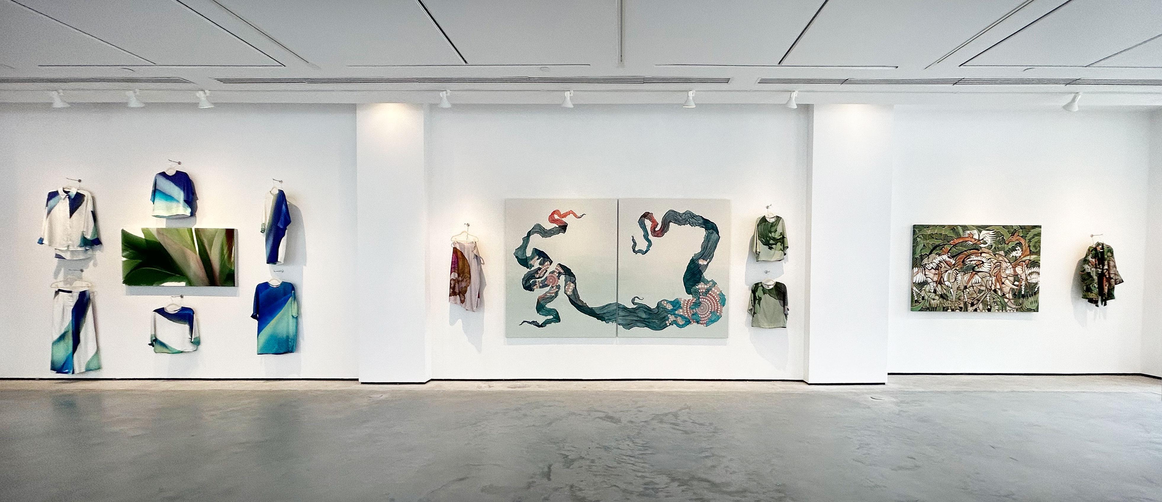 Andresens Arbeit konzentriert sich auf die Kunst des Reparierens, genauer gesagt darauf, wie solche Aktionen beabsichtigte und unbeabsichtigte Folgen haben. Die Arbeit bewegt sich zwischen zweidimensionaler Abstraktion und physischer Darstellung und