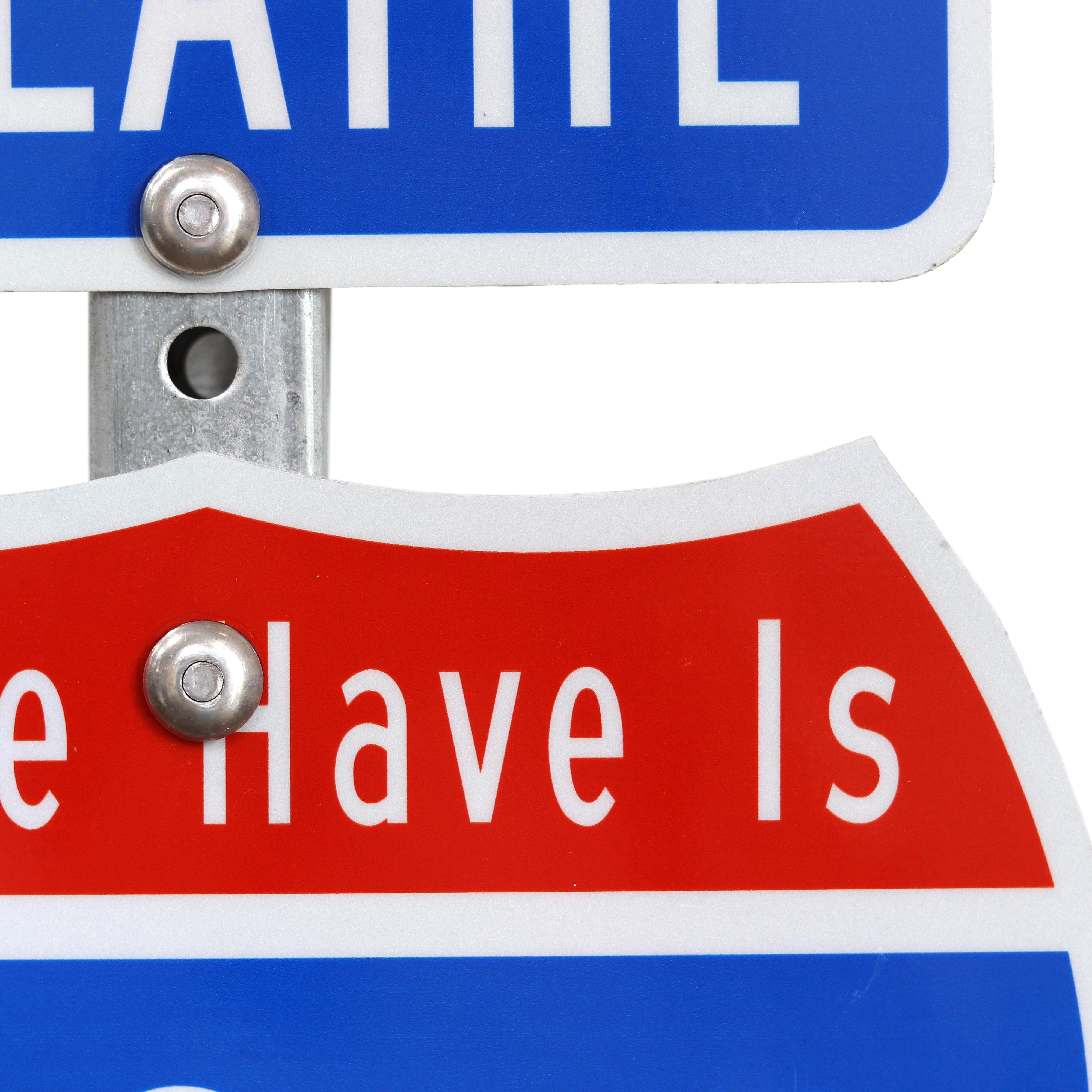 Floating Innerstate Now VII - Sculpture originale inspirée des panneaux de signalisation en acier en vente 4