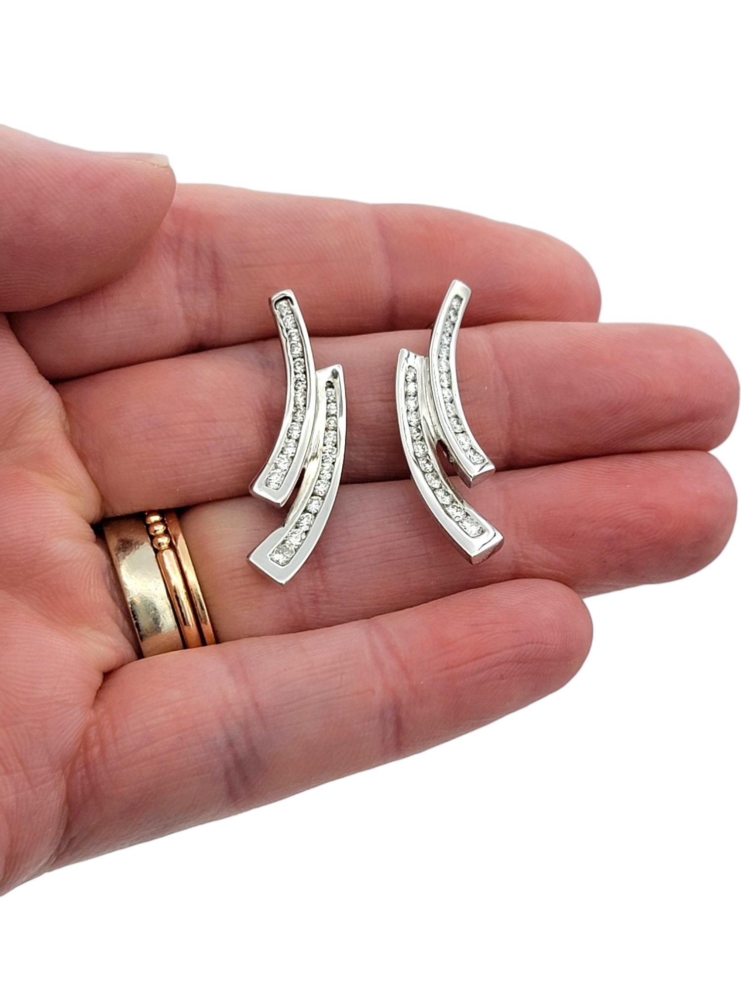 Women's Scott Gauthier Diamond Two-Row Curved Vertical Drop Earring 14 Karat White Gold For Sale