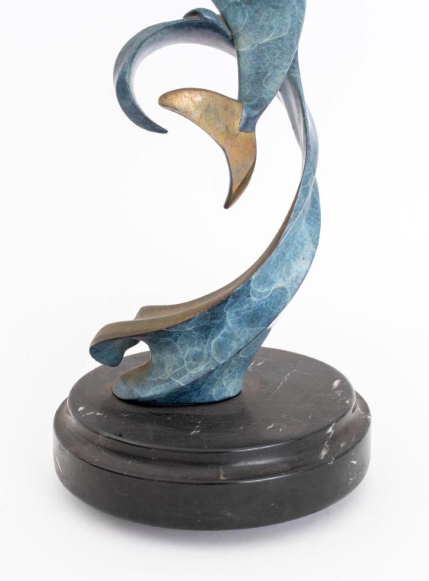 Scott Hanson Bronze Dolphin Revolving Sculpture In Good Condition For Sale In New York, NY