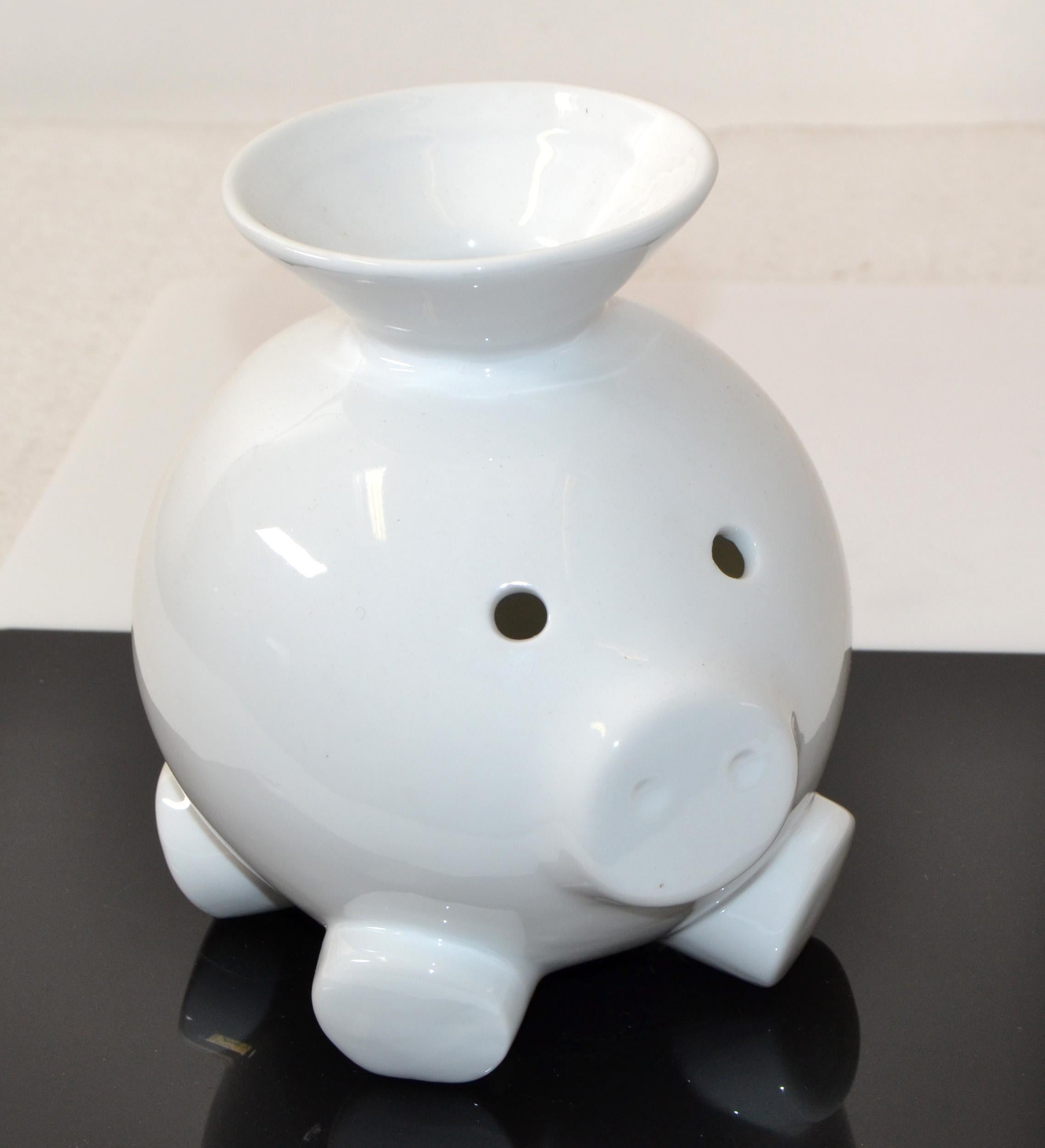Mid-Century Modern Banque Piggy en forme de porcelaine blanche en forme de porc, Scott Henderson Design pour Mint Inc., 1980 en vente