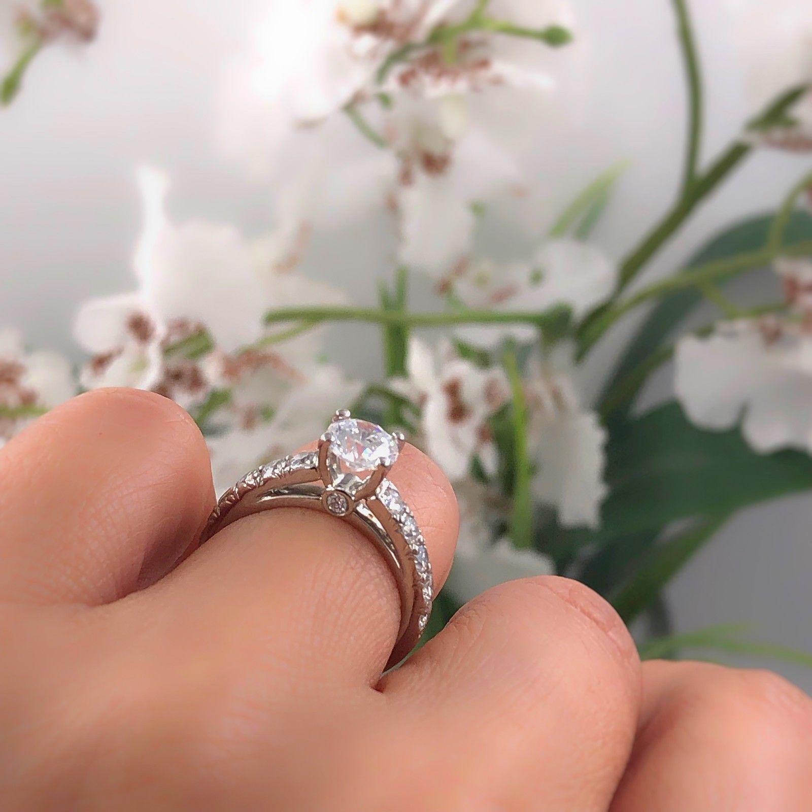 Round Cut Scott Kay Engagement Ring Semi Mount with Accent Diamonds 0.52 Carat in Platinum