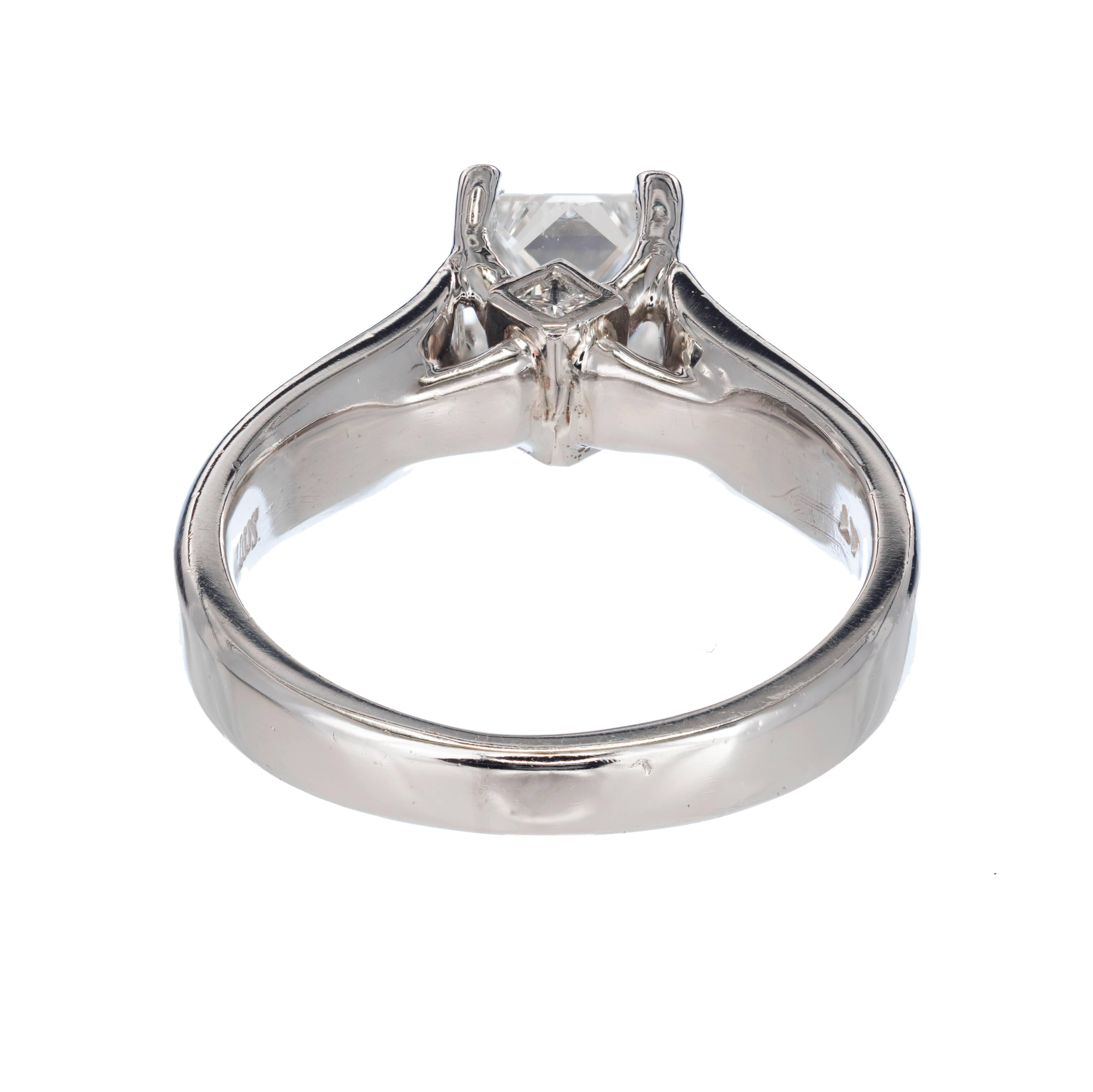 Scott Kay Princess Cut Diamond Platinum Engagement Ring In Good Condition In Stamford, CT